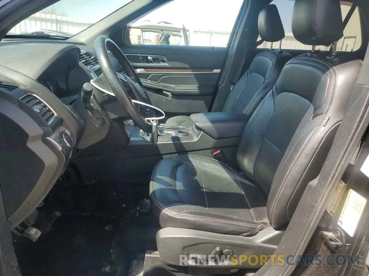 7 fotografías del automóvil dañado 1FM5K7F84KGB42167 FORD EXPLORER 2019
