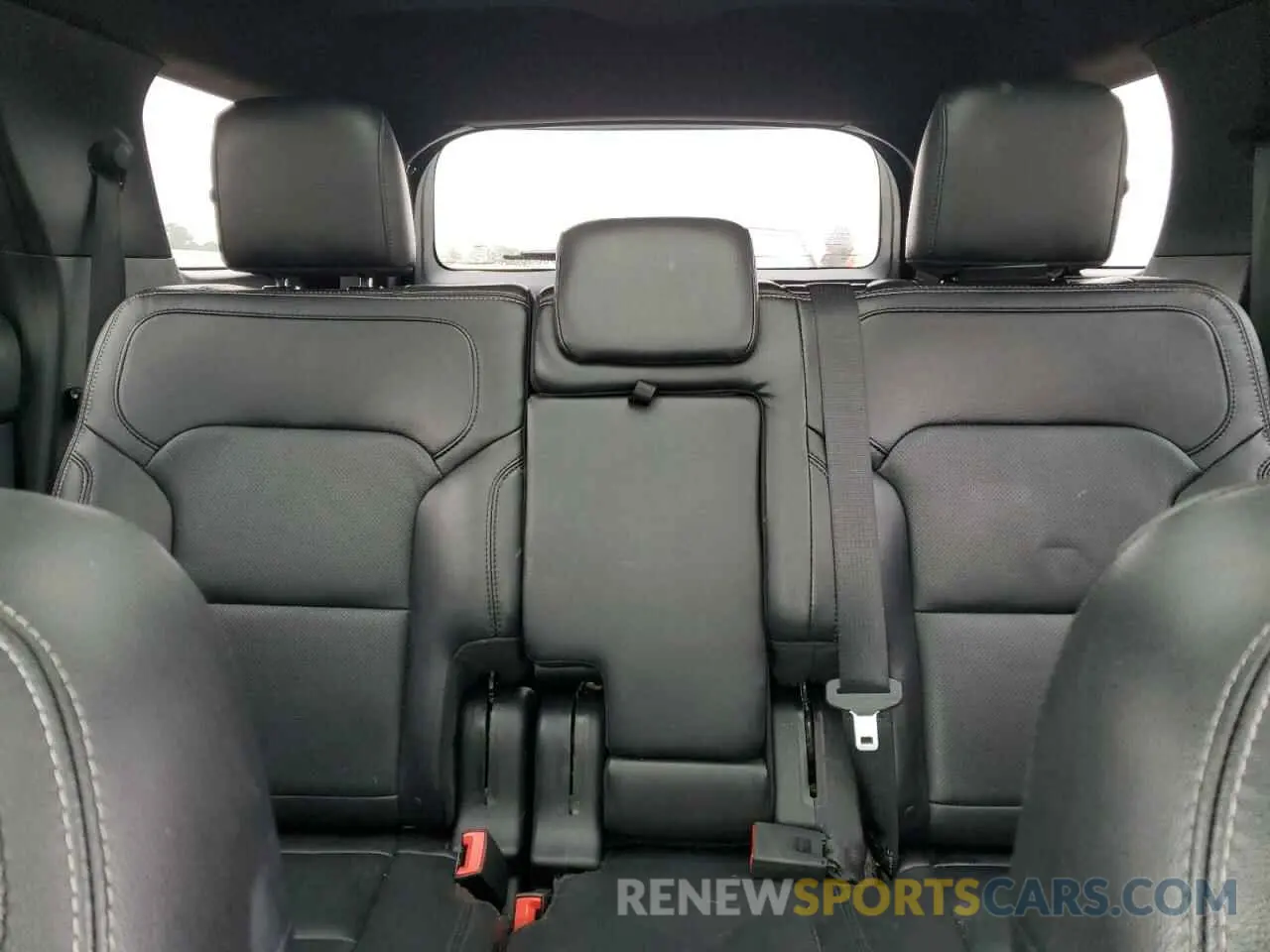 10 fotografías del automóvil dañado 1FM5K7F85KGB11638 FORD EXPLORER 2019