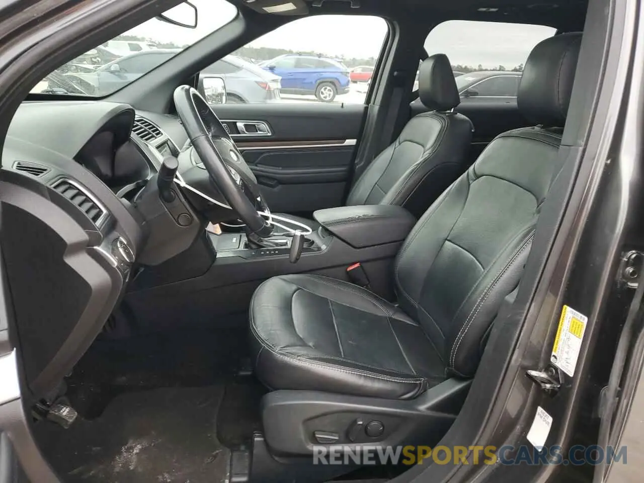 7 fotografías del automóvil dañado 1FM5K7F85KGB11638 FORD EXPLORER 2019
