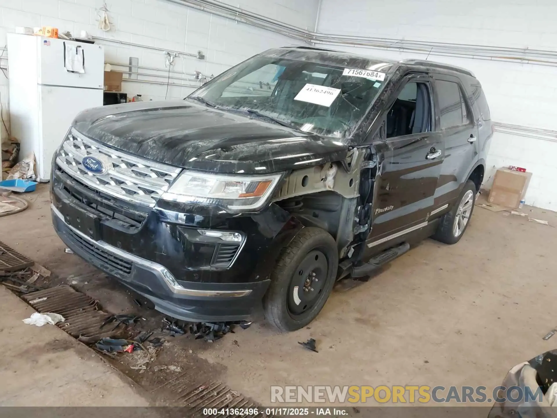 2 fotografías del automóvil dañado 1FM5K7F86KGB46379 FORD EXPLORER 2019