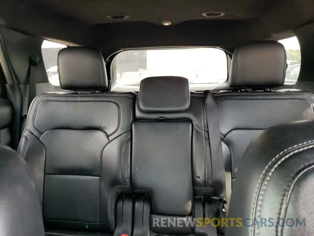 10 fotografías del automóvil dañado 1FM5K7F88KGB13738 FORD EXPLORER 2019