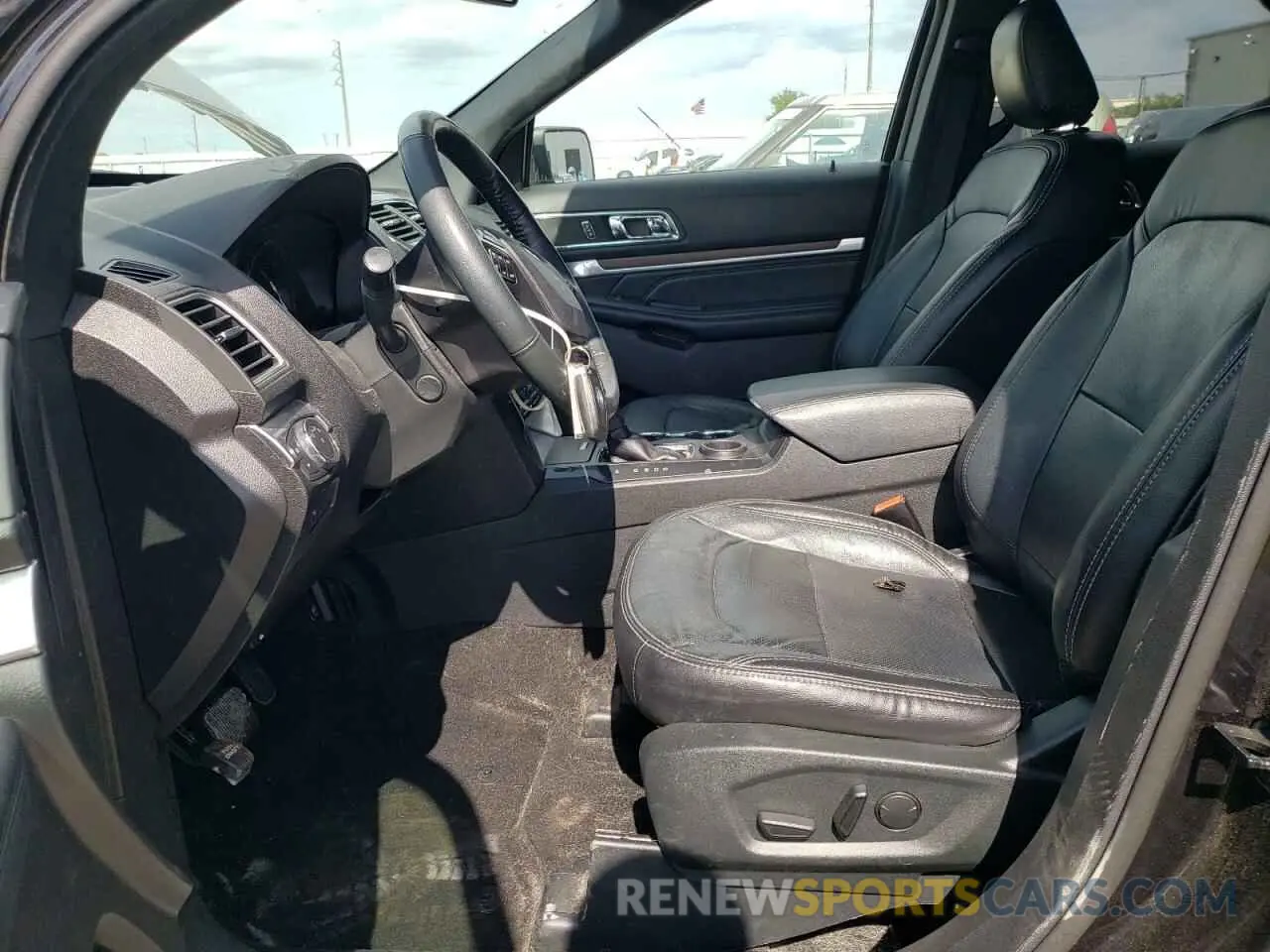 7 fotografías del automóvil dañado 1FM5K7F88KGB13738 FORD EXPLORER 2019