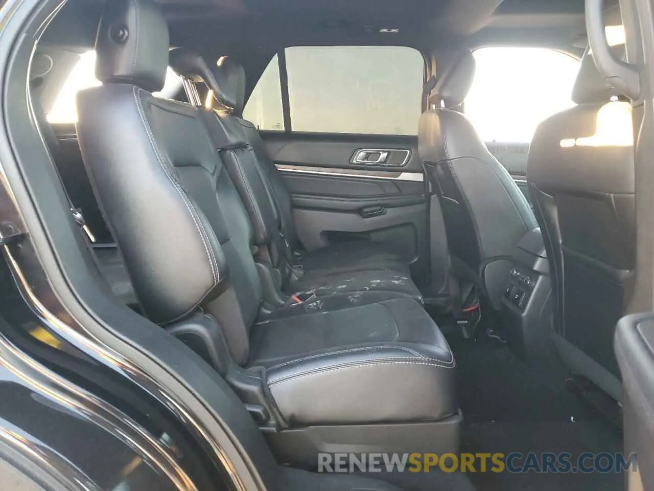 11 fotografías del automóvil dañado 1FM5K7FH5KGB53033 FORD EXPLORER 2019