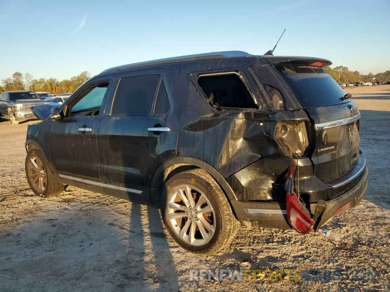 2 fotografías del automóvil dañado 1FM5K7FH5KGB53033 FORD EXPLORER 2019