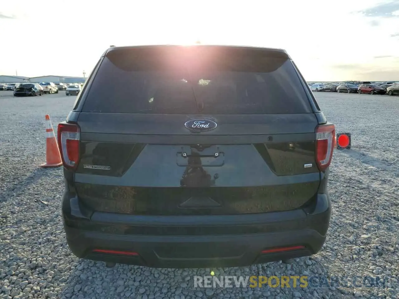 6 fotografías del automóvil dañado 1FM5K8ARXKGB46195 FORD EXPLORER 2019