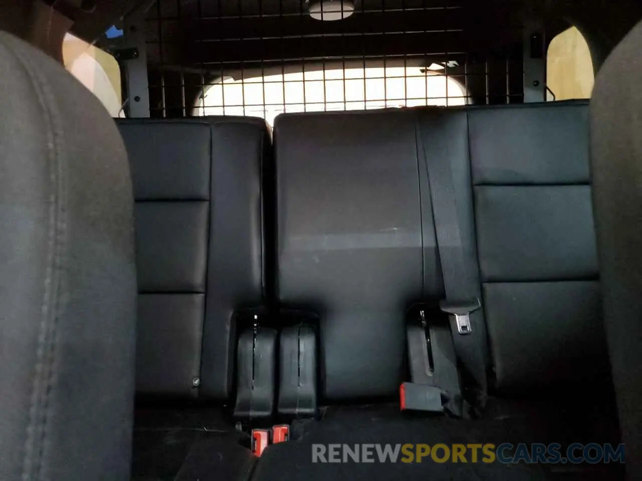 10 fotografías del automóvil dañado 1FM5K8AT1KGB15722 FORD EXPLORER 2019
