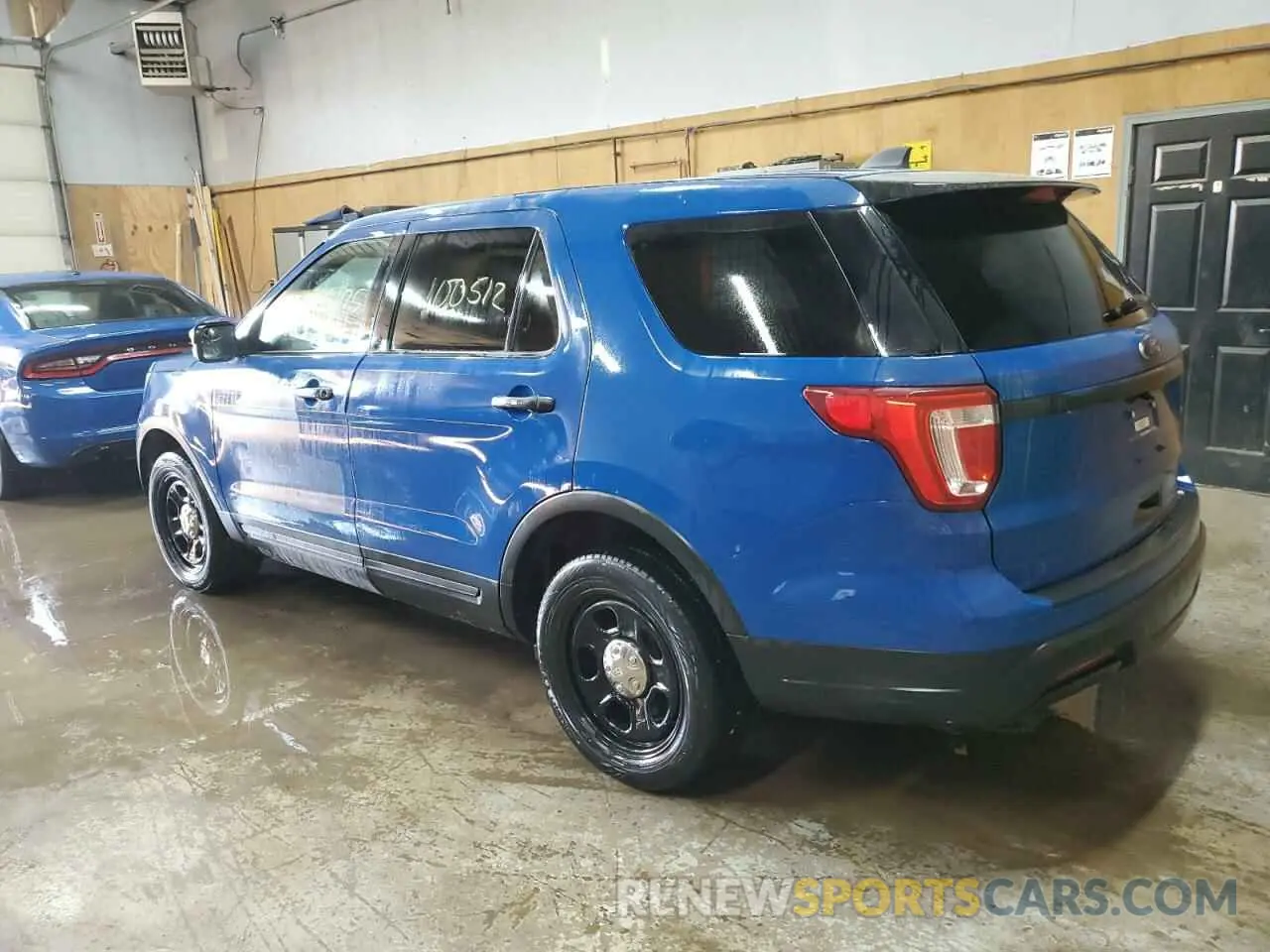 2 fotografías del automóvil dañado 1FM5K8AT1KGB15722 FORD EXPLORER 2019