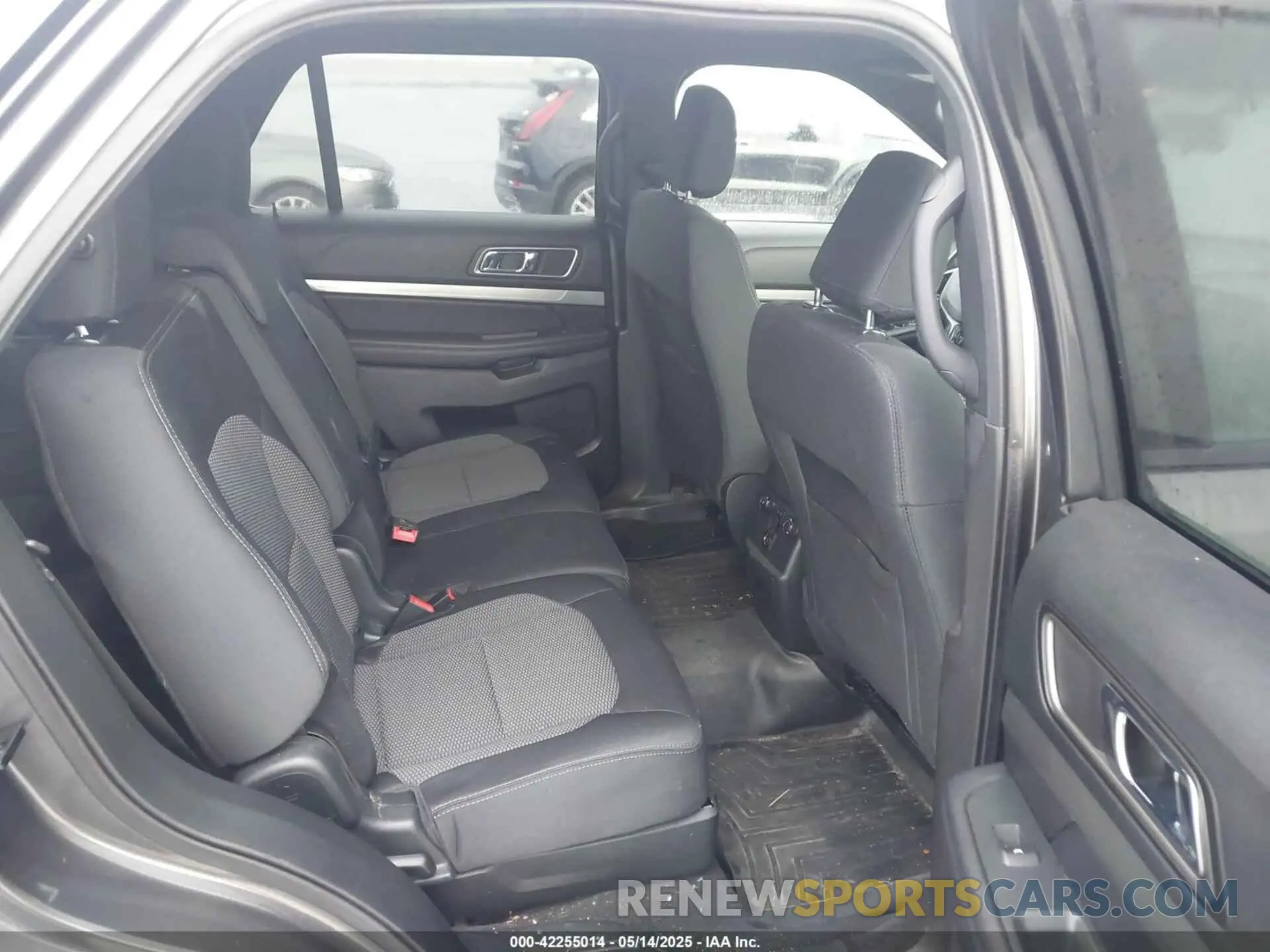 8 fotografías del automóvil dañado 1FM5K8D82KGA59023 FORD EXPLORER 2019