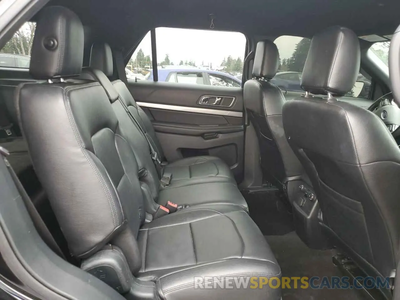 11 fotografías del automóvil dañado 1FM5K8D83KGB10058 FORD EXPLORER 2019