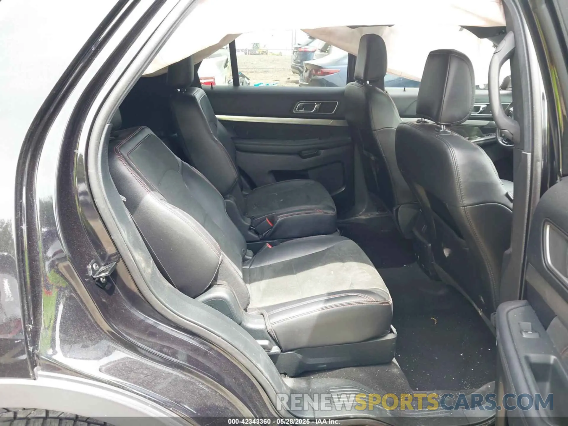 8 fotografías del automóvil dañado 1FM5K8D85KGA81131 FORD EXPLORER 2019