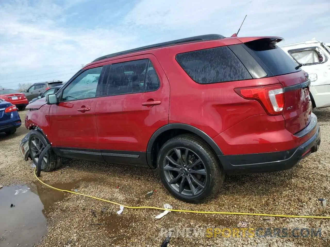 2 fotografías del automóvil dañado 1FM5K8D87KGA37972 FORD EXPLORER 2019