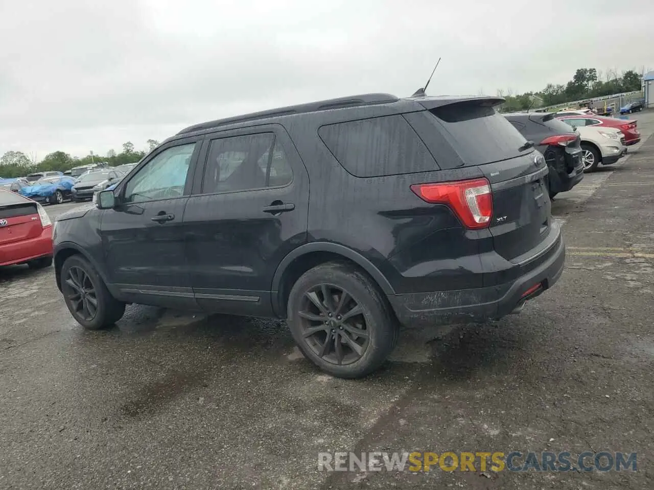 2 fotografías del automóvil dañado 1FM5K8D88KGA96786 FORD EXPLORER 2019