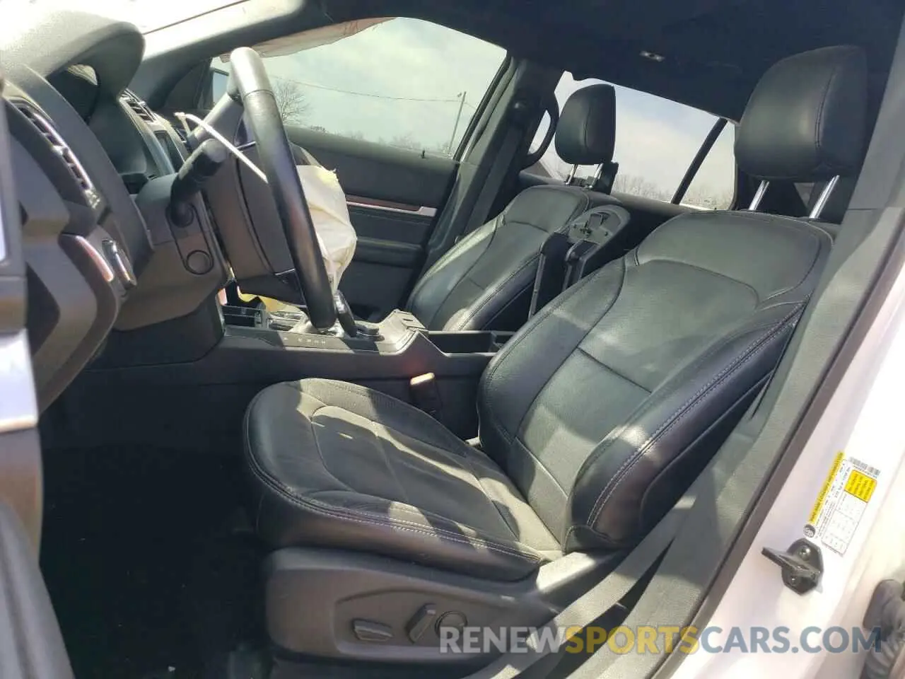 7 fotografías del automóvil dañado 1FM5K8F81KGB37059 FORD EXPLORER 2019