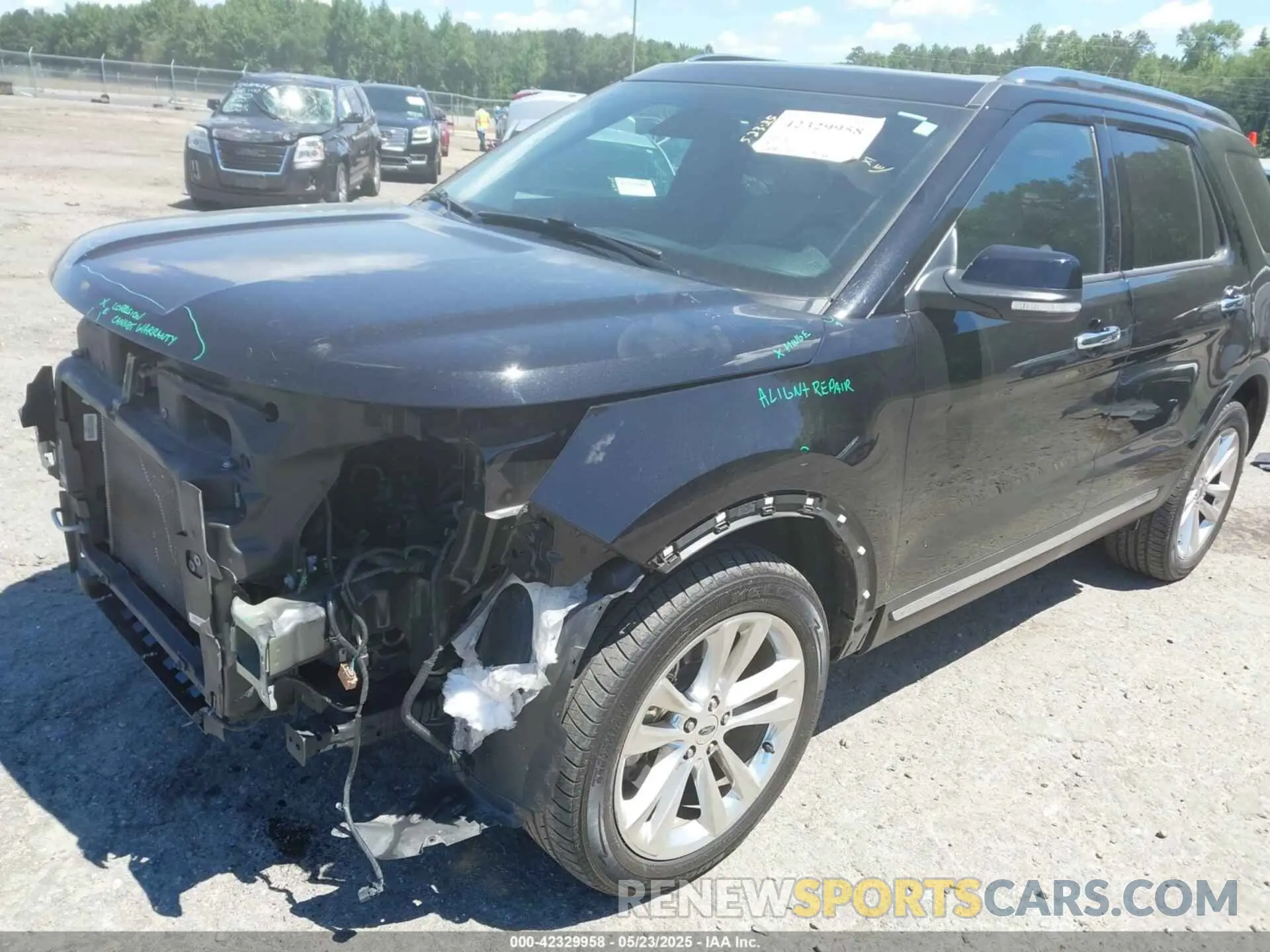 2 fotografías del automóvil dañado 1FM5K8F82KGA03399 FORD EXPLORER 2019