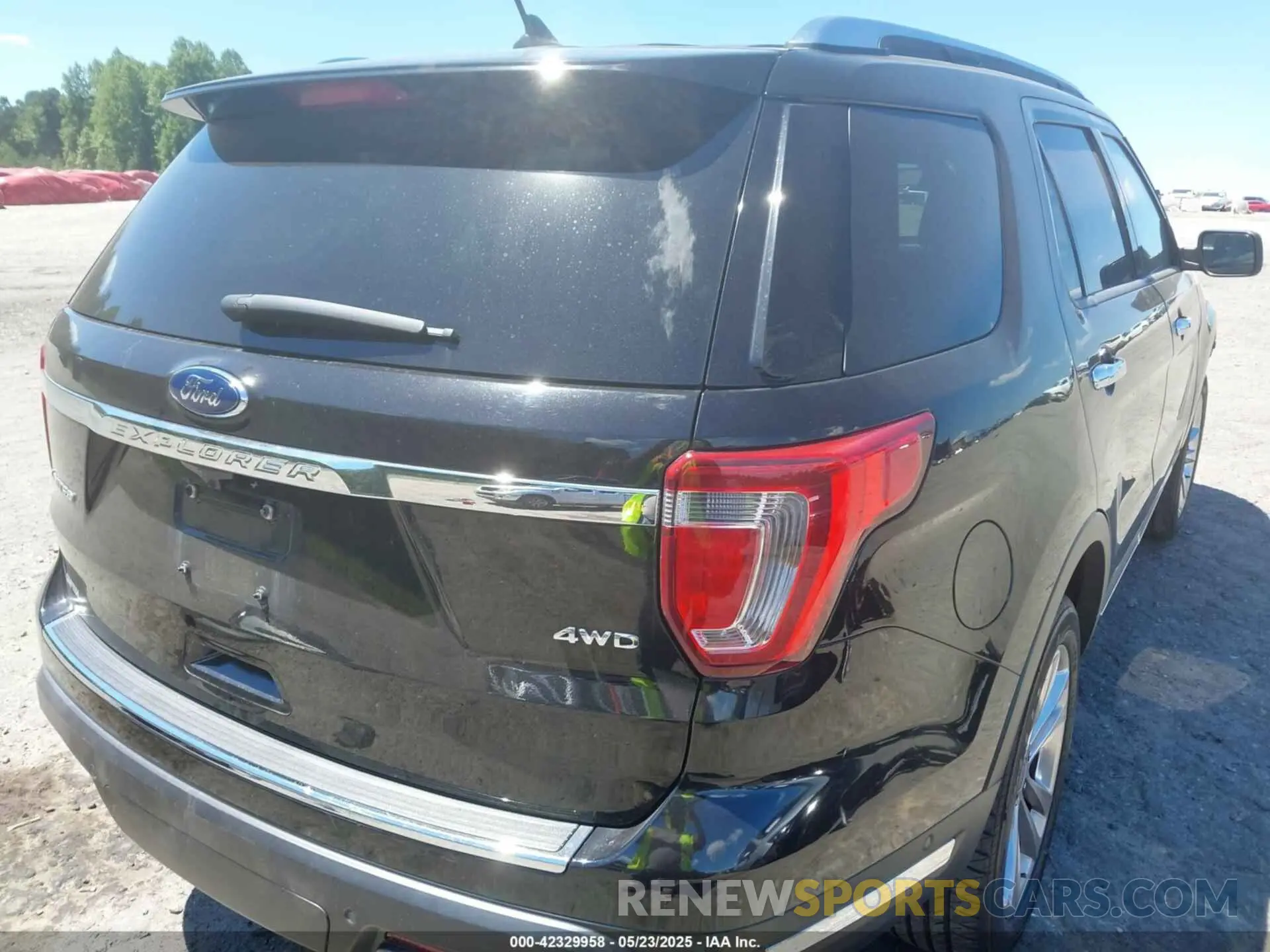 4 fotografías del automóvil dañado 1FM5K8F82KGA03399 FORD EXPLORER 2019