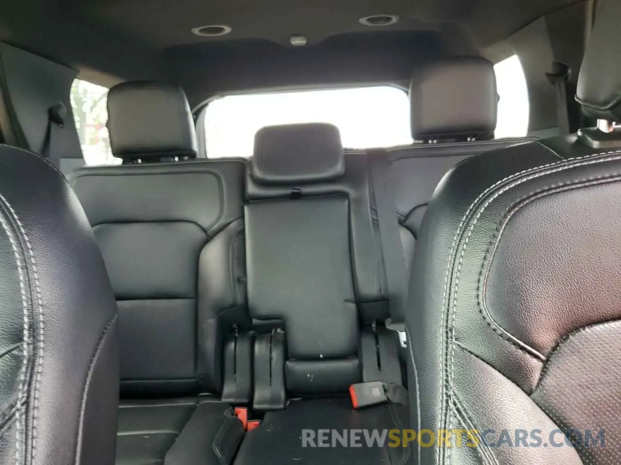 10 fotografías del automóvil dañado 1FM5K8F82KGB39256 FORD EXPLORER 2019