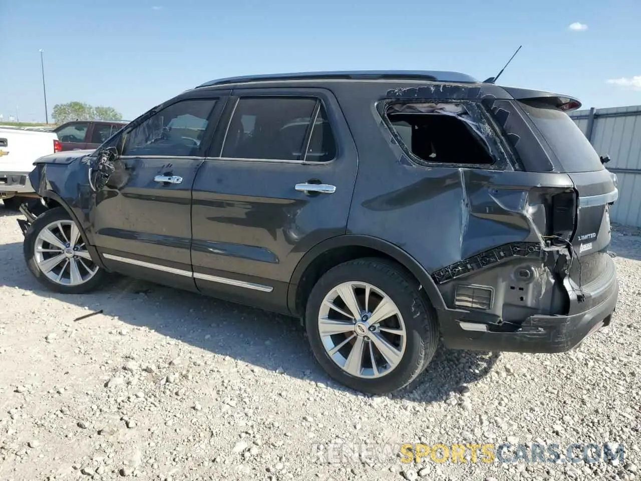 2 fotografías del automóvil dañado 1FM5K8F84KGB07649 FORD EXPLORER 2019