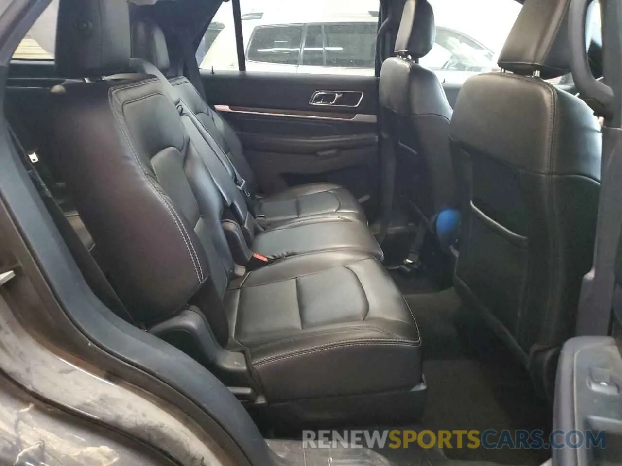 11 fotografías del automóvil dañado 1FM5K8F86KGA91339 FORD EXPLORER 2019