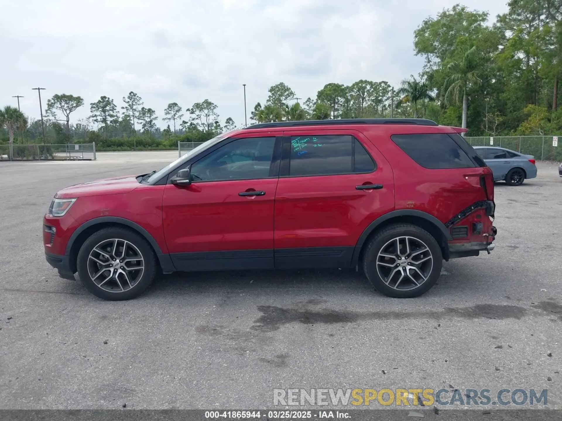 15 fotografías del automóvil dañado 1FM5K8GT0KGB06646 FORD EXPLORER 2019