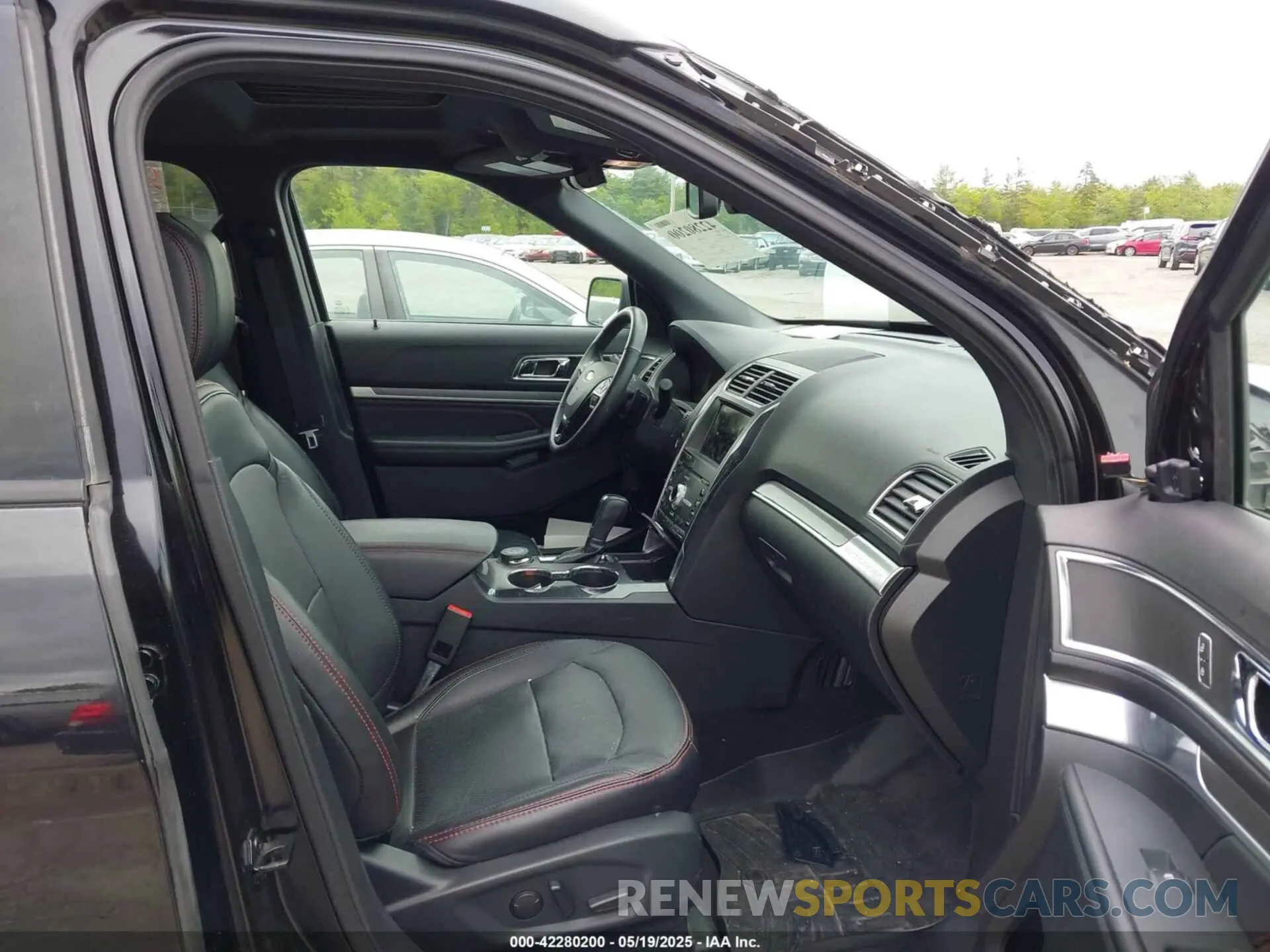 5 fotografías del automóvil dañado 1FM5K8GT0KGB50601 FORD EXPLORER 2019