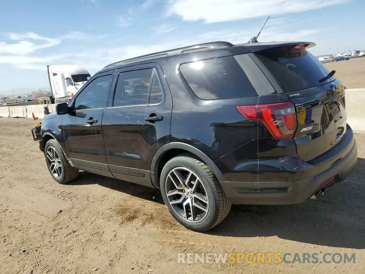 2 fotografías del automóvil dañado 1FM5K8GT3KGB12781 FORD EXPLORER 2019