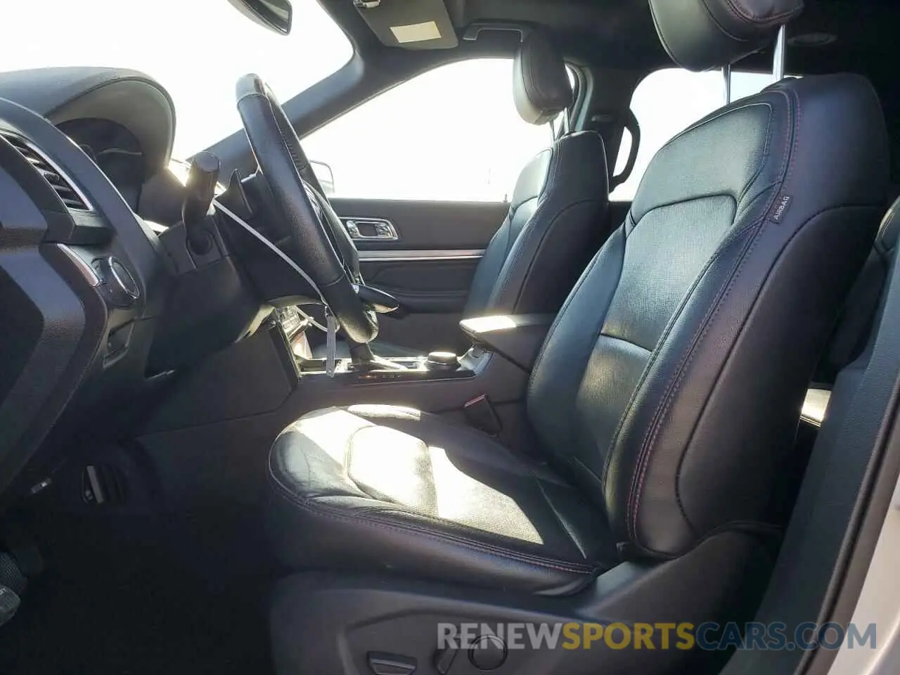 7 fotografías del automóvil dañado 1FM5K8GT3KGB41679 FORD EXPLORER 2019