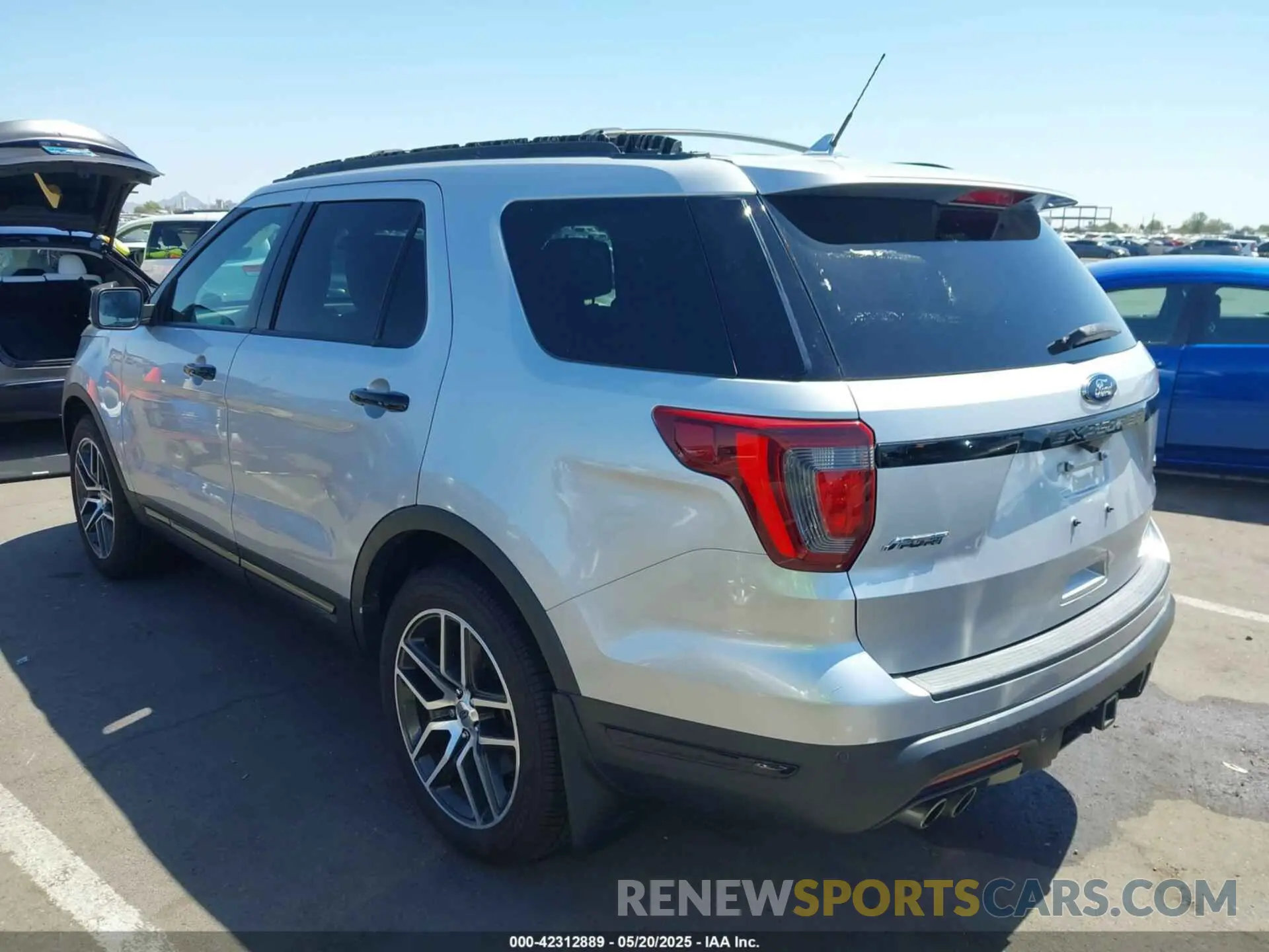 3 fotografías del automóvil dañado 1FM5K8GT6KGB08238 FORD EXPLORER 2019