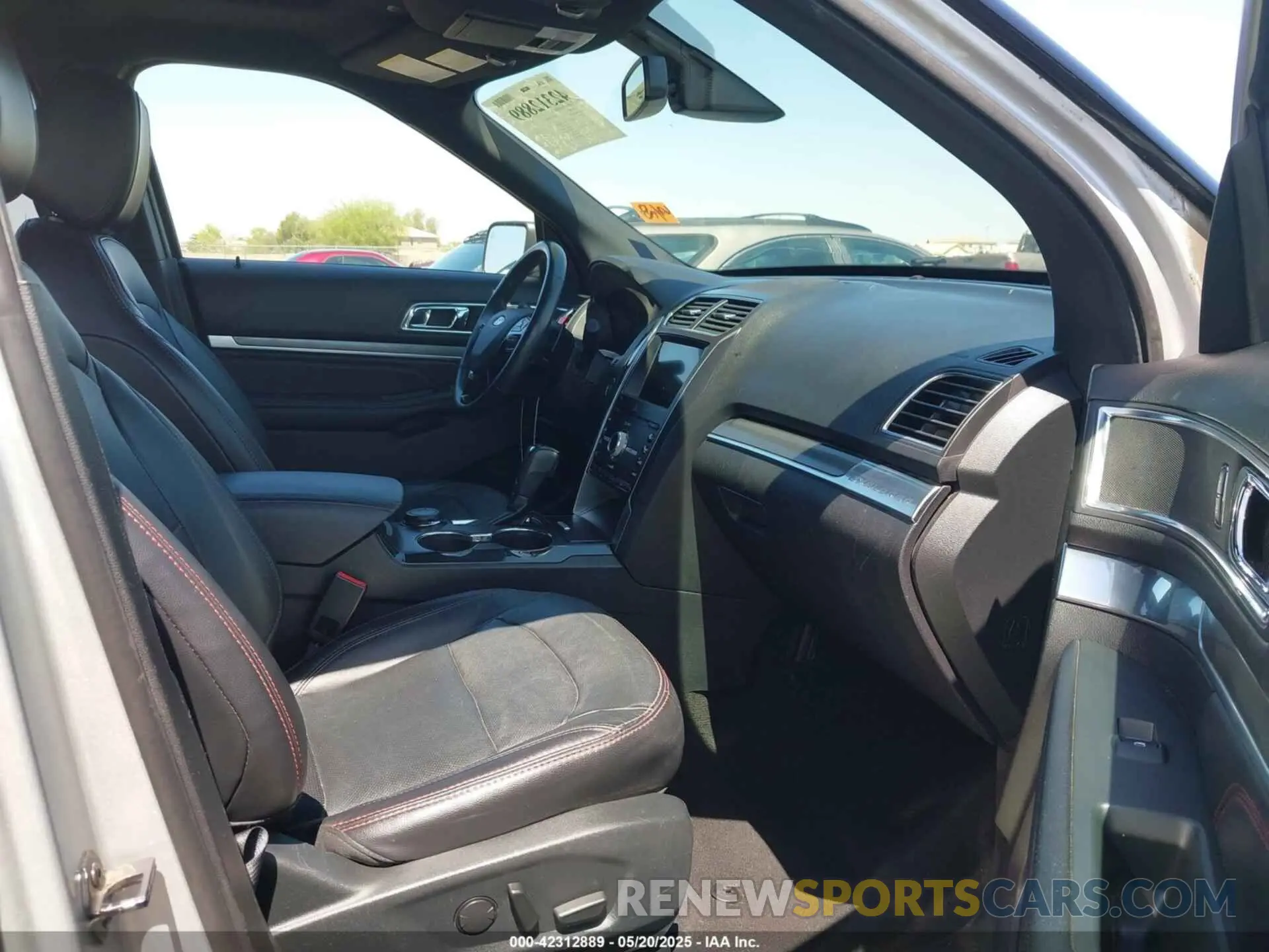 5 fotografías del automóvil dañado 1FM5K8GT6KGB08238 FORD EXPLORER 2019