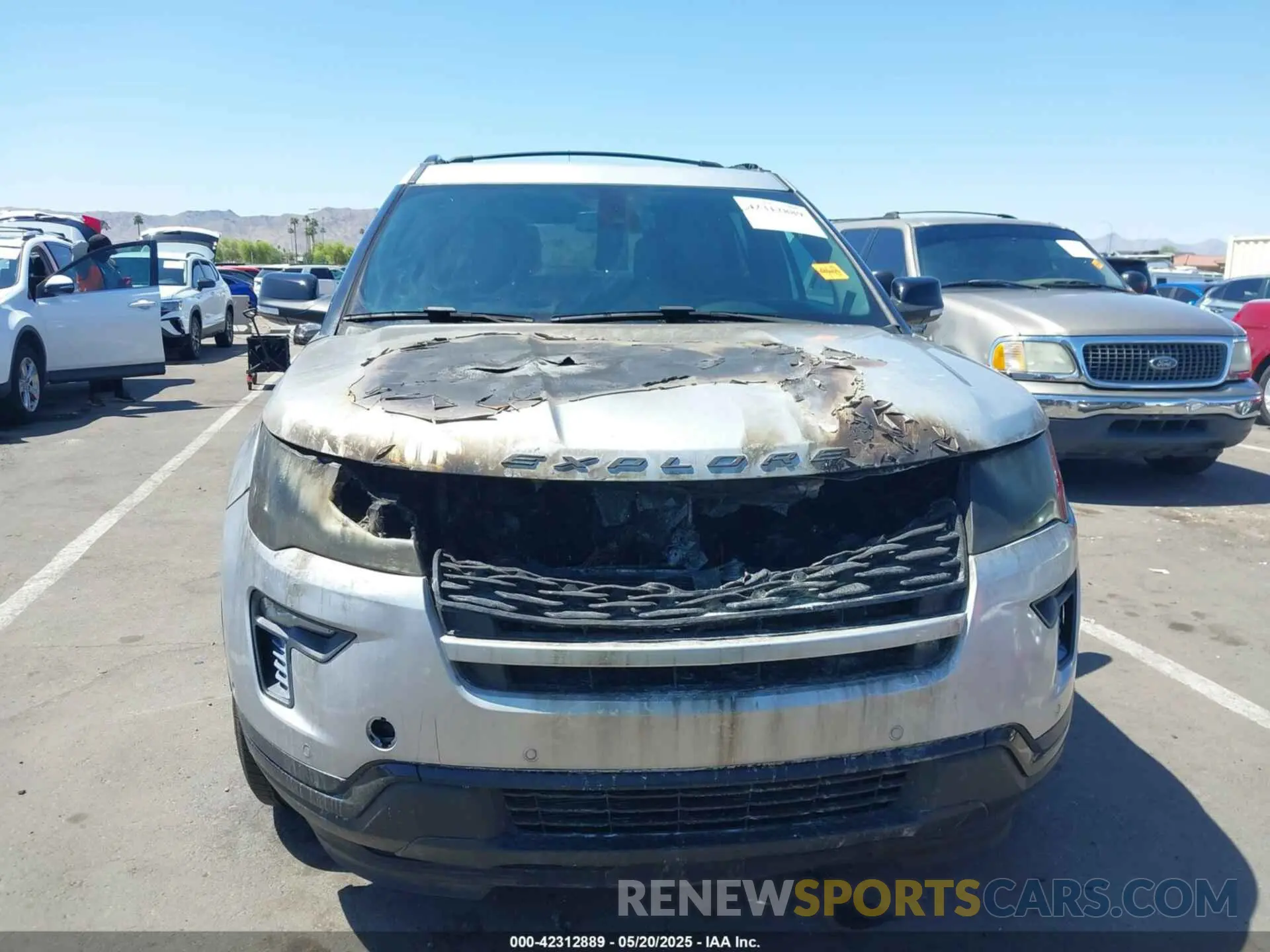 6 fotografías del automóvil dañado 1FM5K8GT6KGB08238 FORD EXPLORER 2019
