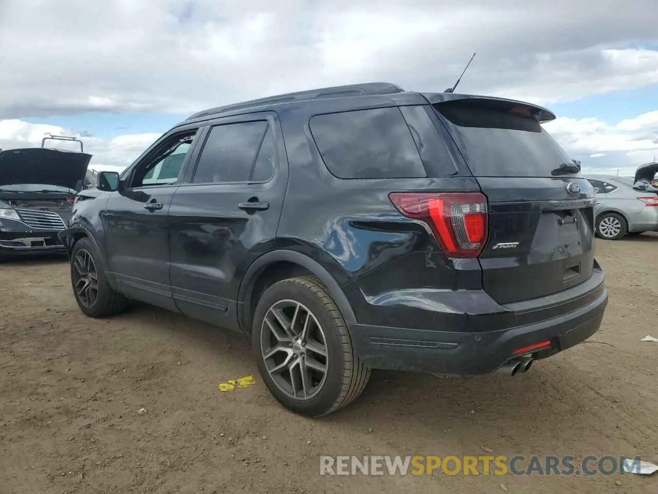 2 fotografías del automóvil dañado 1FM5K8GT9KGB08105 FORD EXPLORER 2019