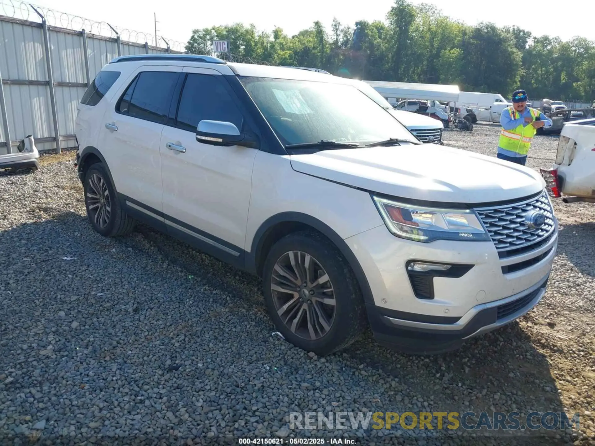 1 fotografías del automóvil dañado 1FM5K8HT5KGA58043 FORD EXPLORER 2019