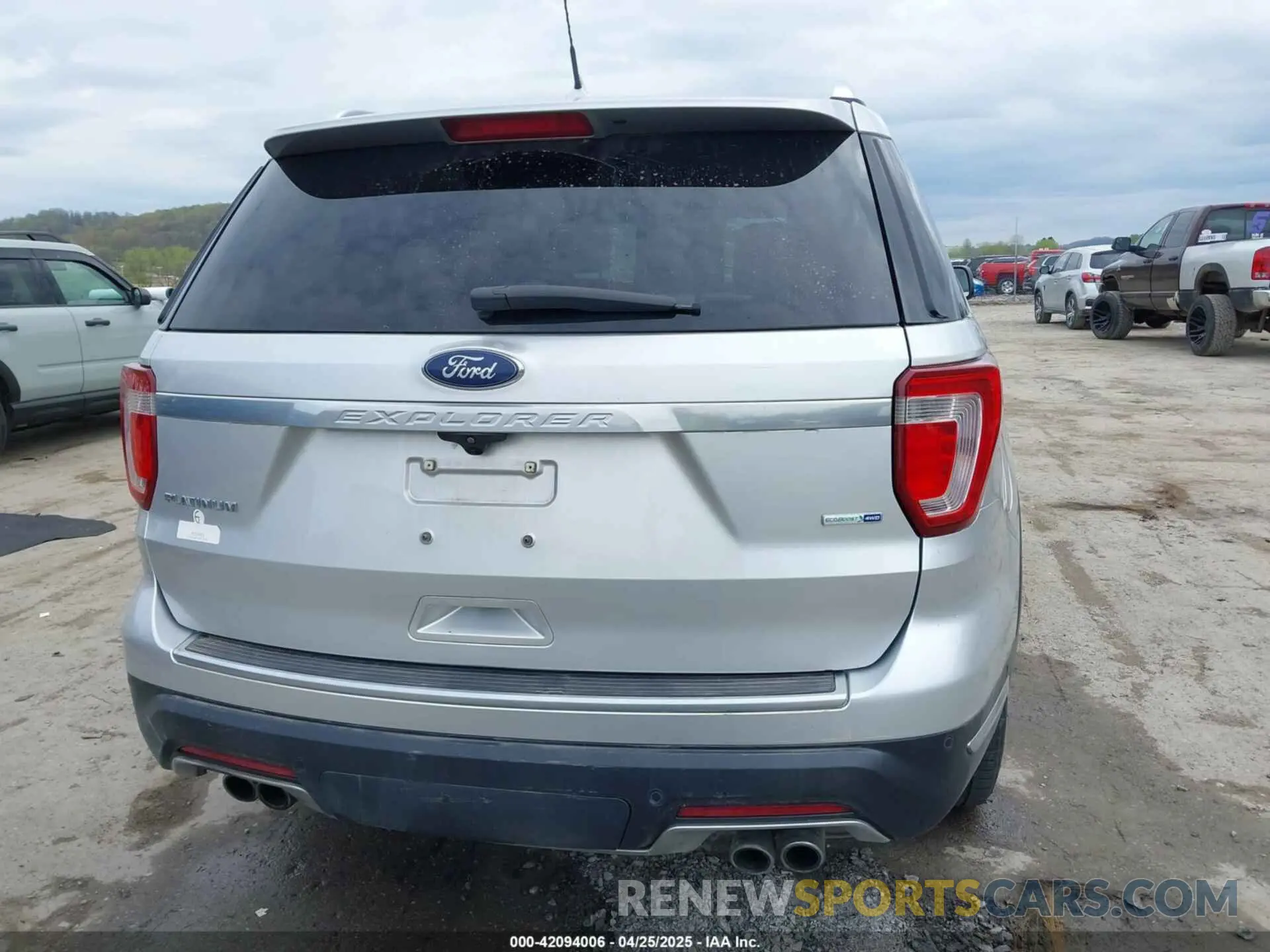17 fotografías del automóvil dañado 1FM5K8HT7KGA06333 FORD EXPLORER 2019