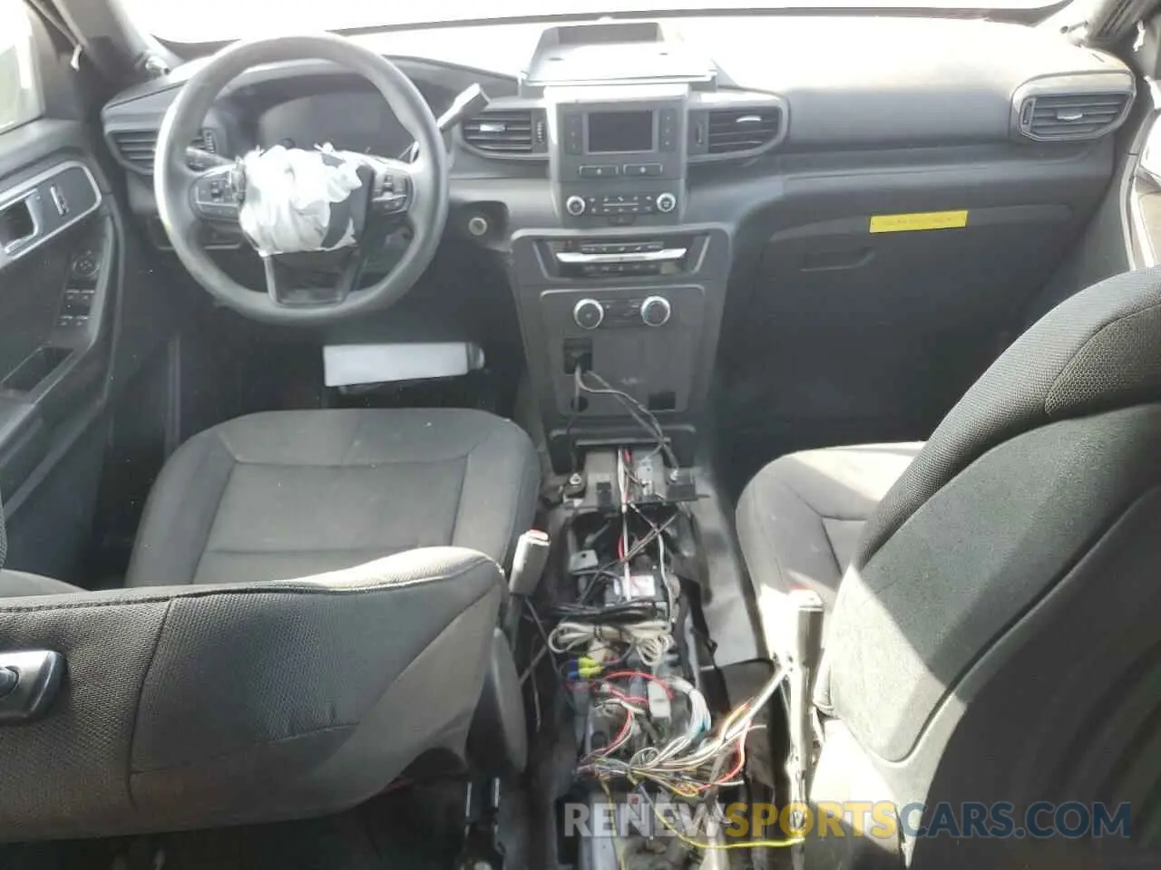 8 fotografías del automóvil dañado 1FM5K8AB5LGB66763 FORD EXPLORER 2020