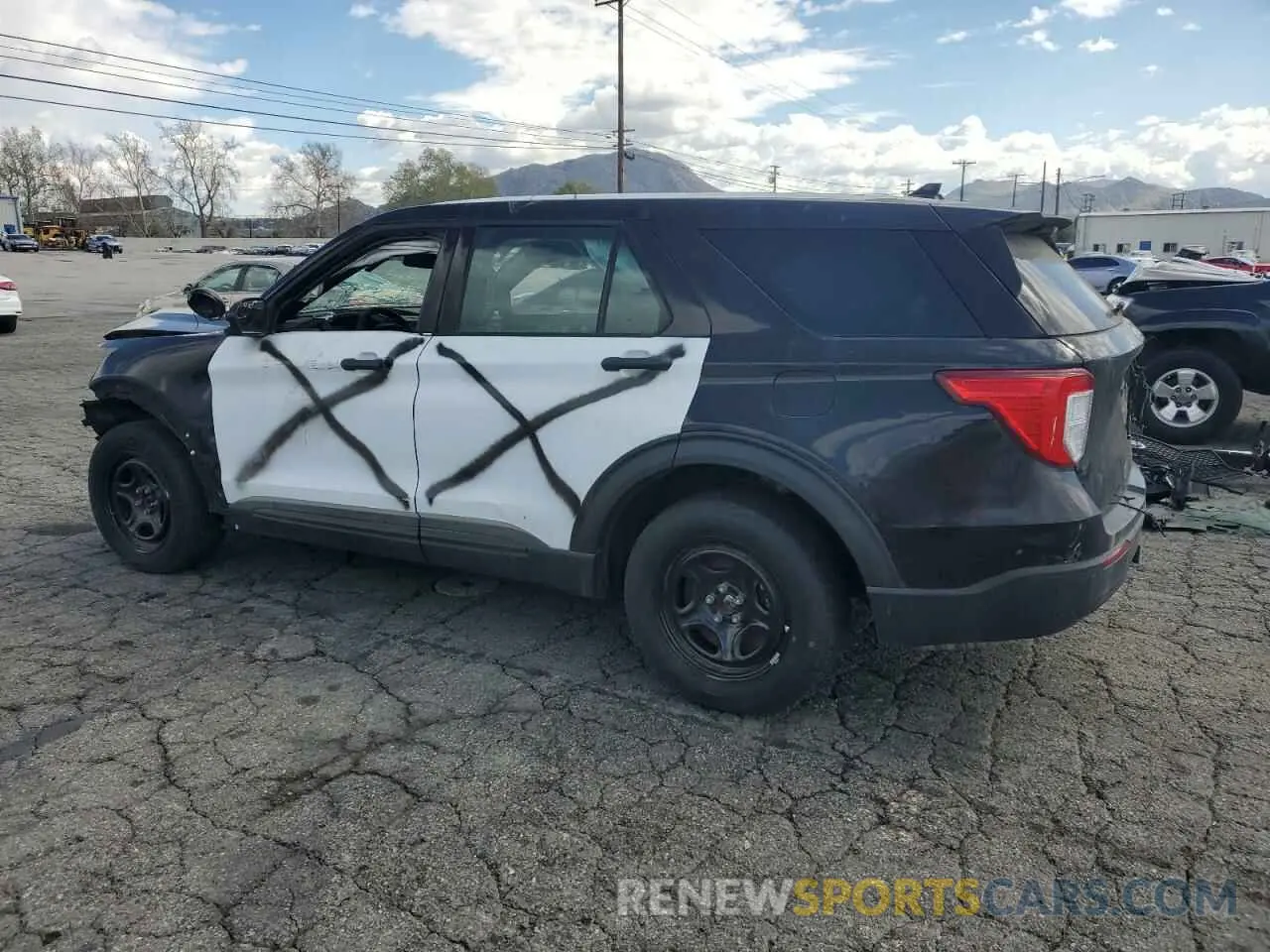 2 fotografías del automóvil dañado 1FM5K8AW9LGB43845 FORD EXPLORER 2020