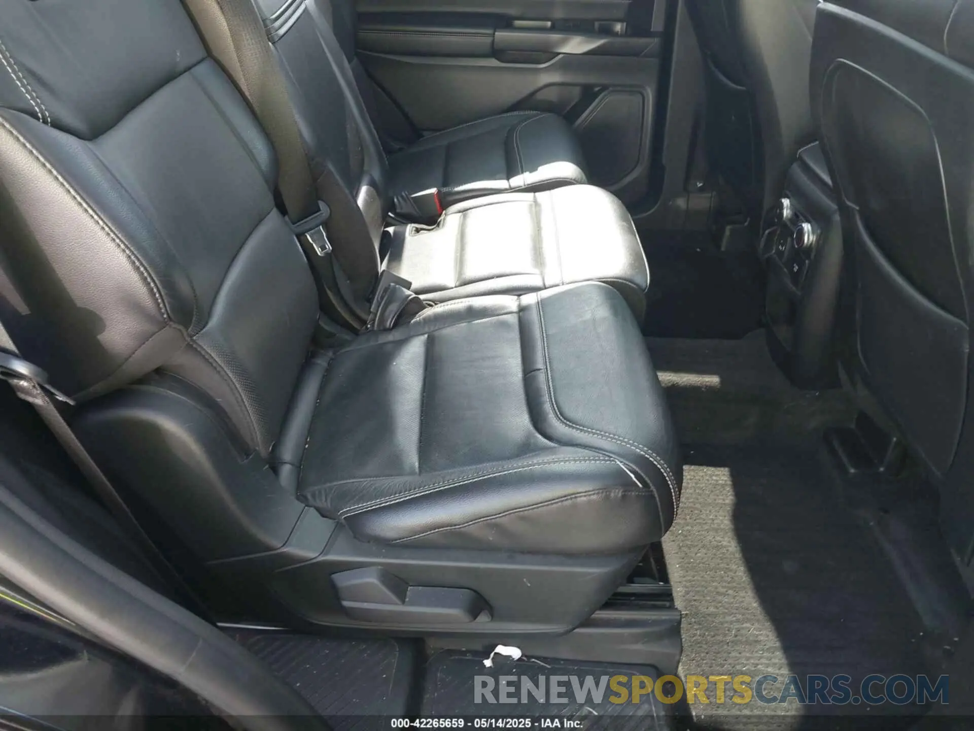 8 fotografías del automóvil dañado 1FM5K8GC5LGB57884 FORD EXPLORER 2020