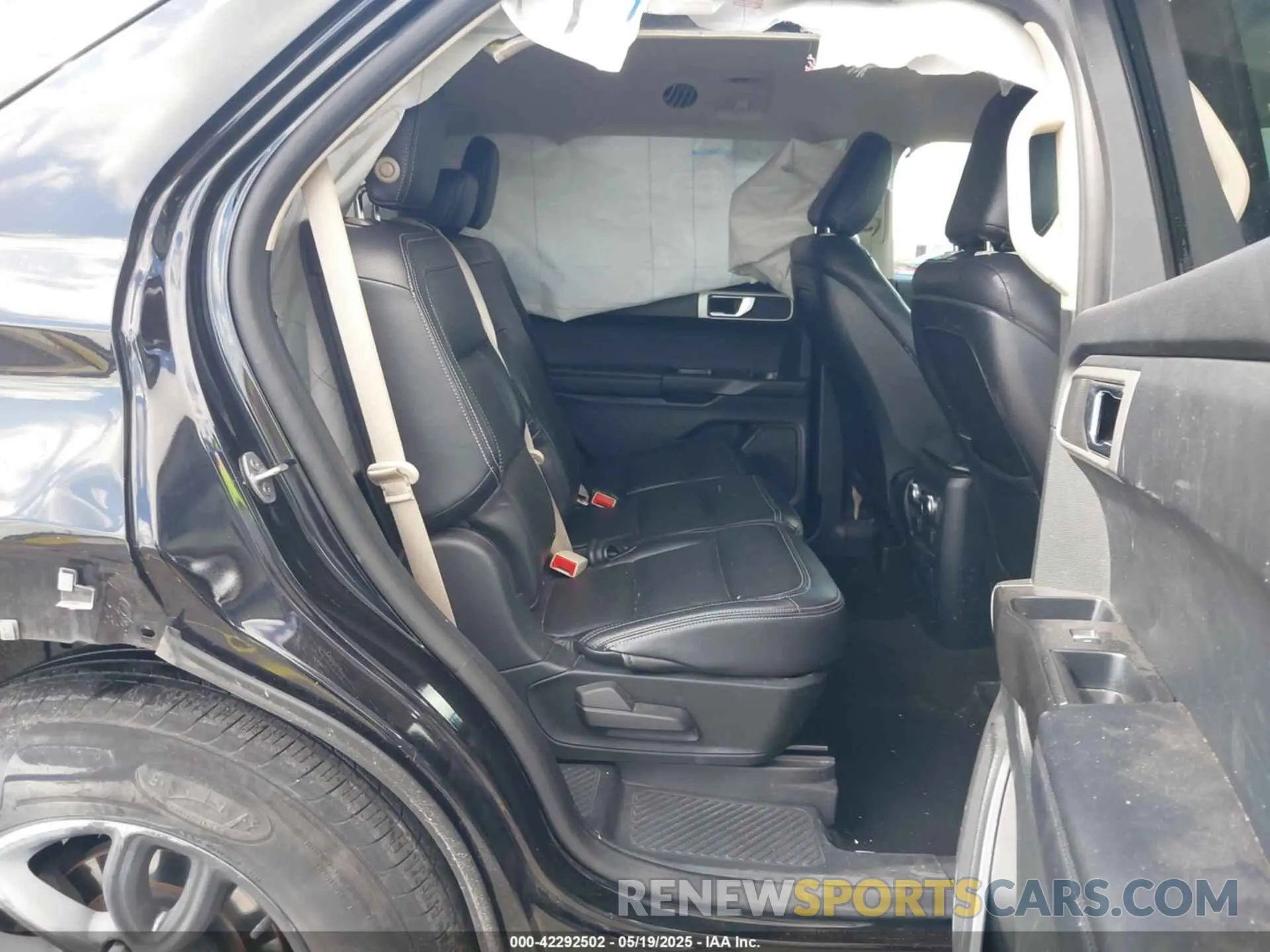 8 fotografías del automóvil dañado 1FMSK7BH5LGC75045 FORD EXPLORER 2020