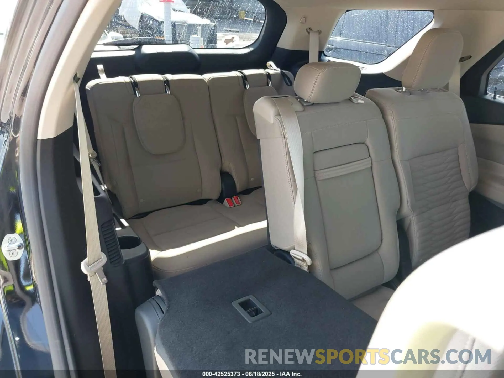 8 fotografías del automóvil dañado 1FMSK7DH0LGD15979 FORD EXPLORER 2020