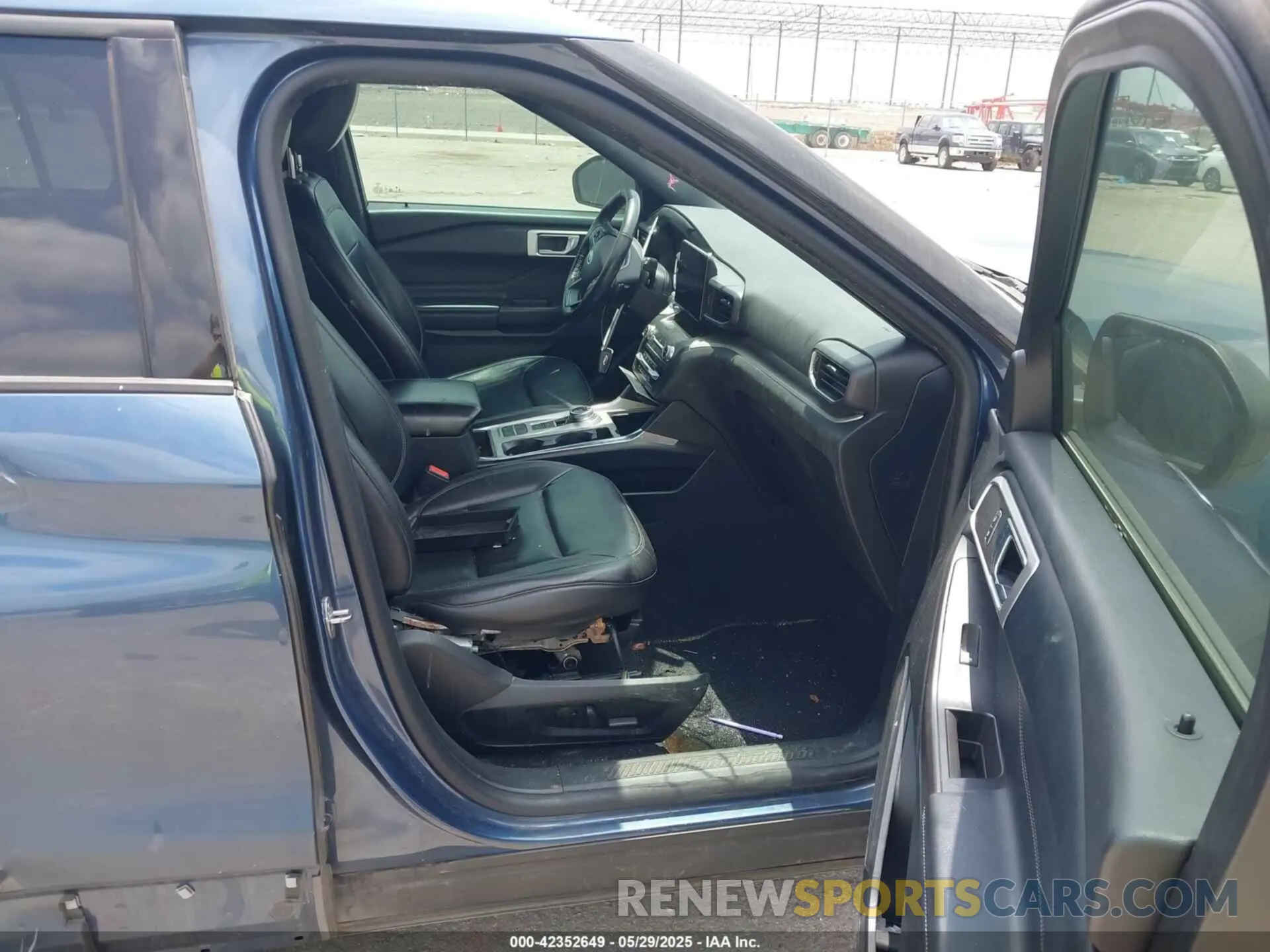 5 fotografías del automóvil dañado 1FMSK7DH1LGB20702 FORD EXPLORER 2020