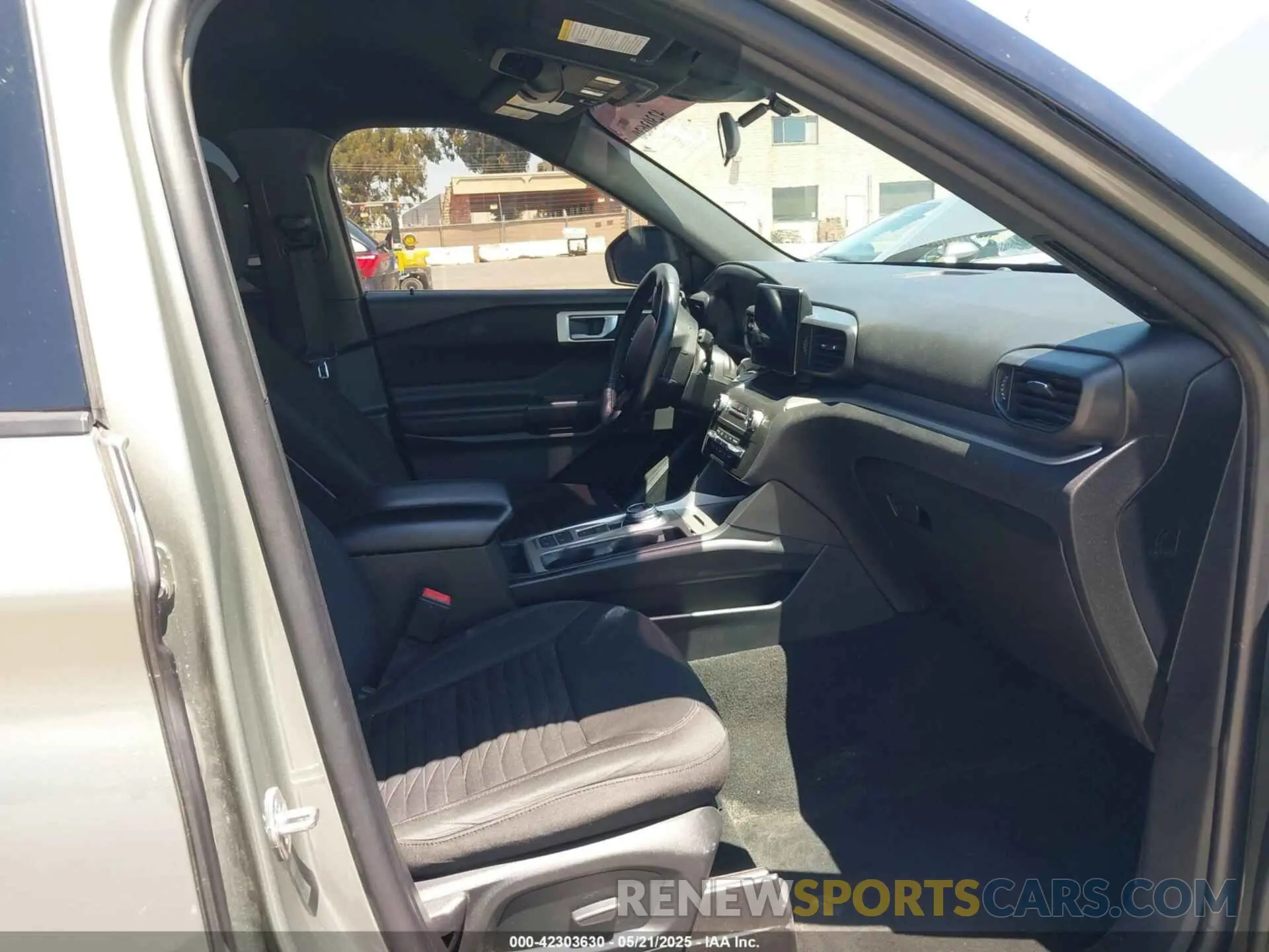 5 fotografías del automóvil dañado 1FMSK7DH3LGB06266 FORD EXPLORER 2020