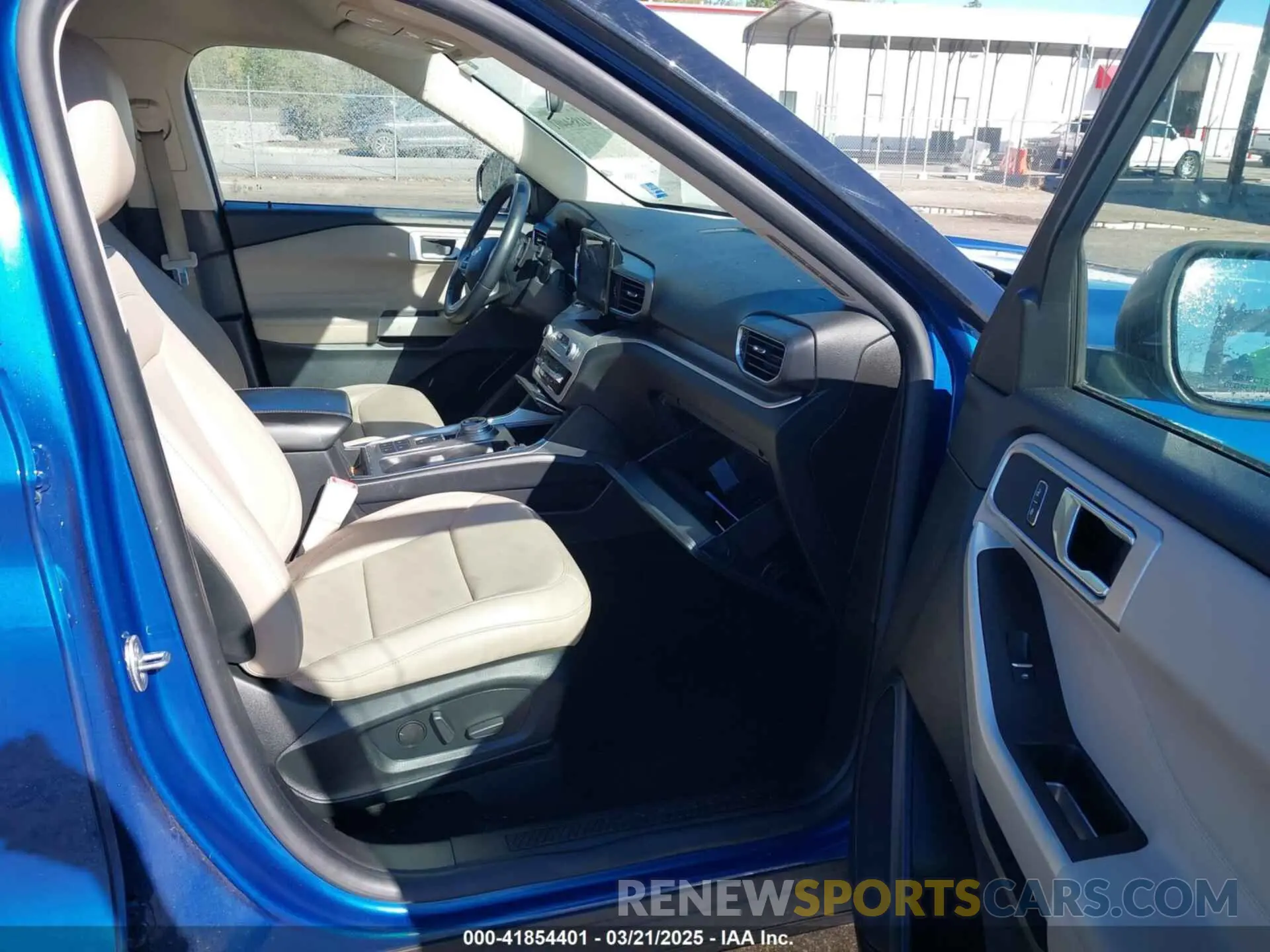 5 fotografías del automóvil dañado 1FMSK7DH4LGD03849 FORD EXPLORER 2020