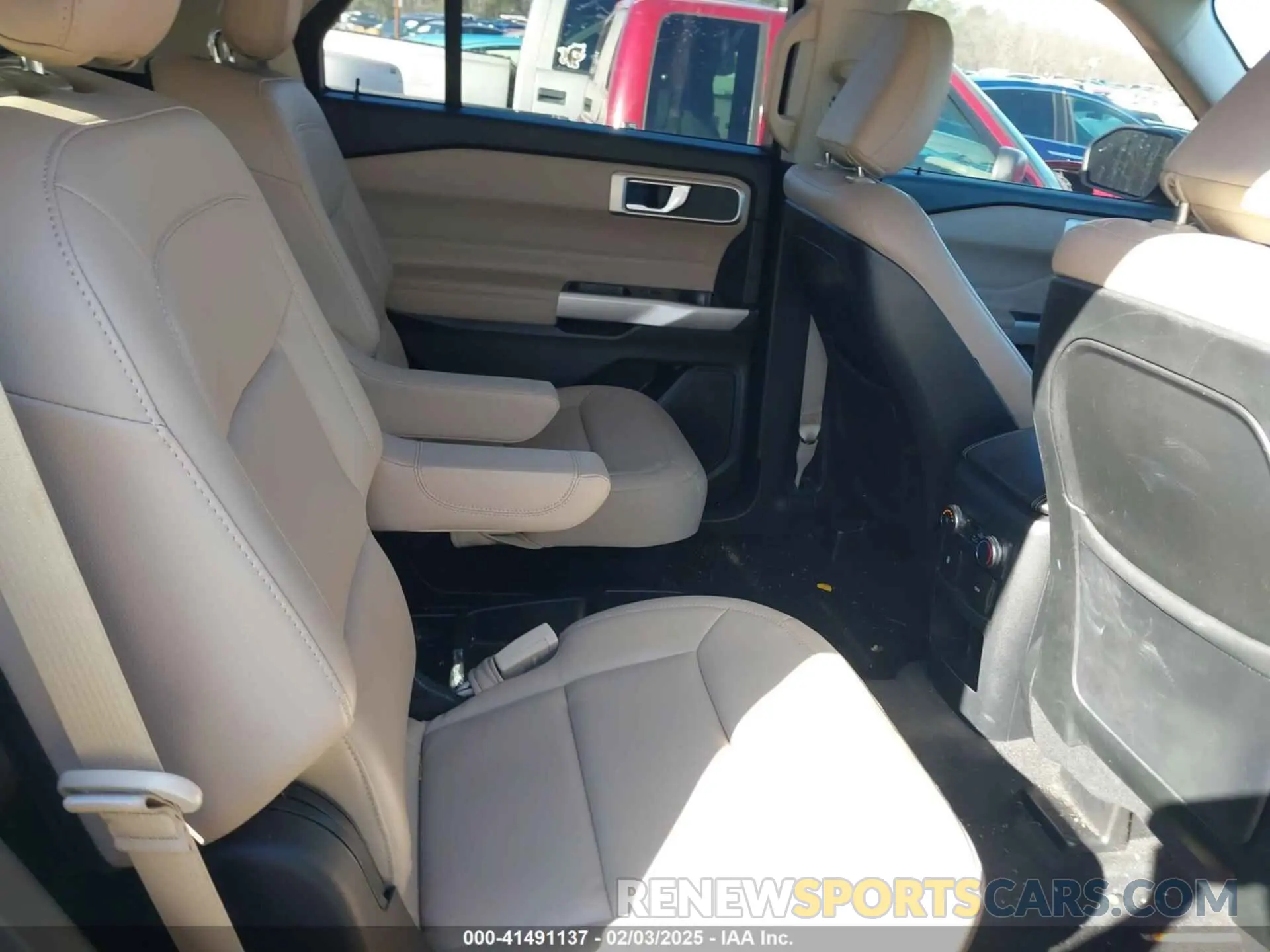 8 fotografías del automóvil dañado 1FMSK7DH5LGC41331 FORD EXPLORER 2020
