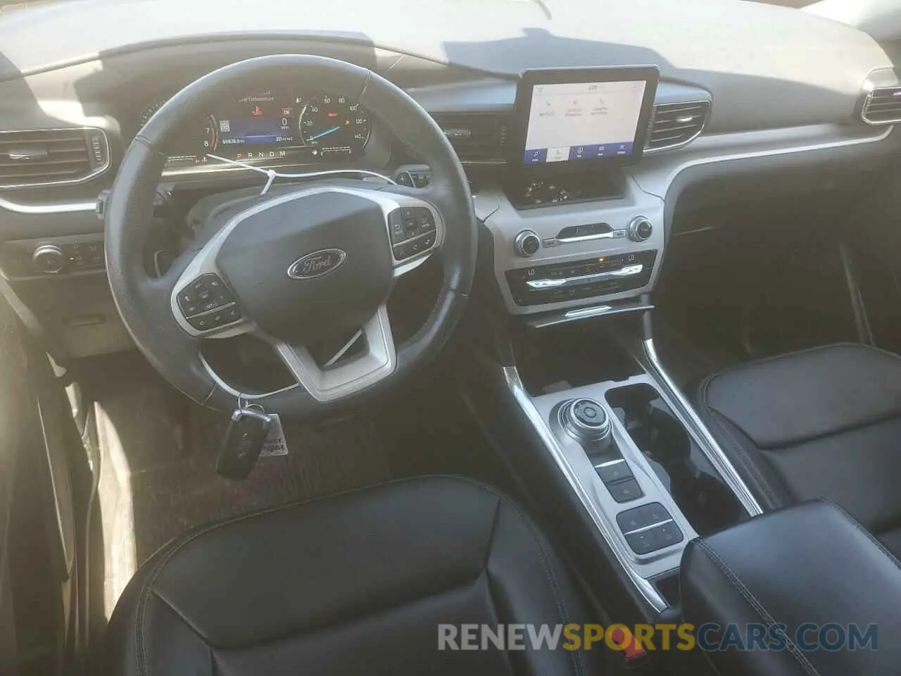 8 fotografías del automóvil dañado 1FMSK7DH7LGC73231 FORD EXPLORER 2020