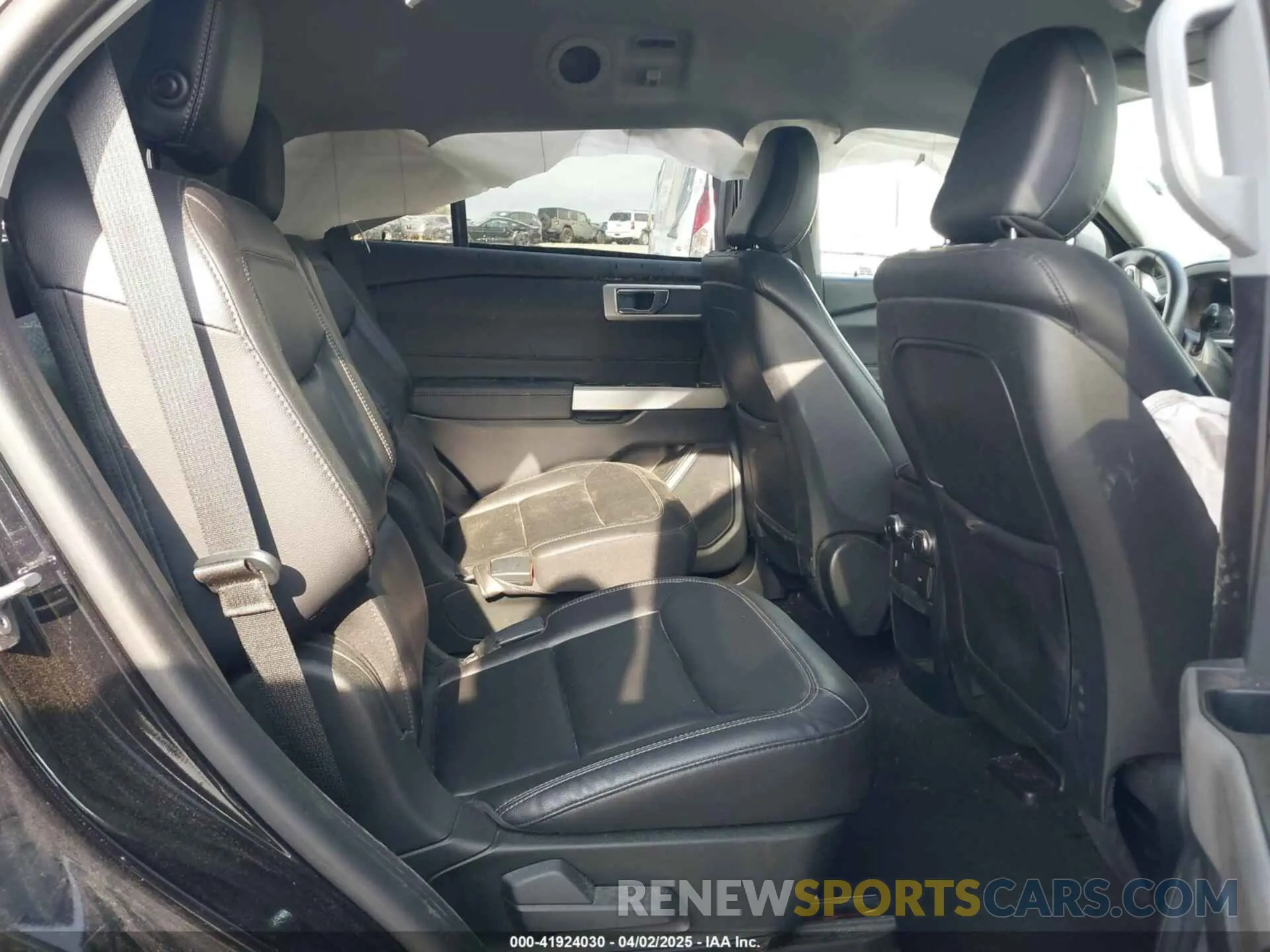 8 fotografías del automóvil dañado 1FMSK7DH9LGD03359 FORD EXPLORER 2020