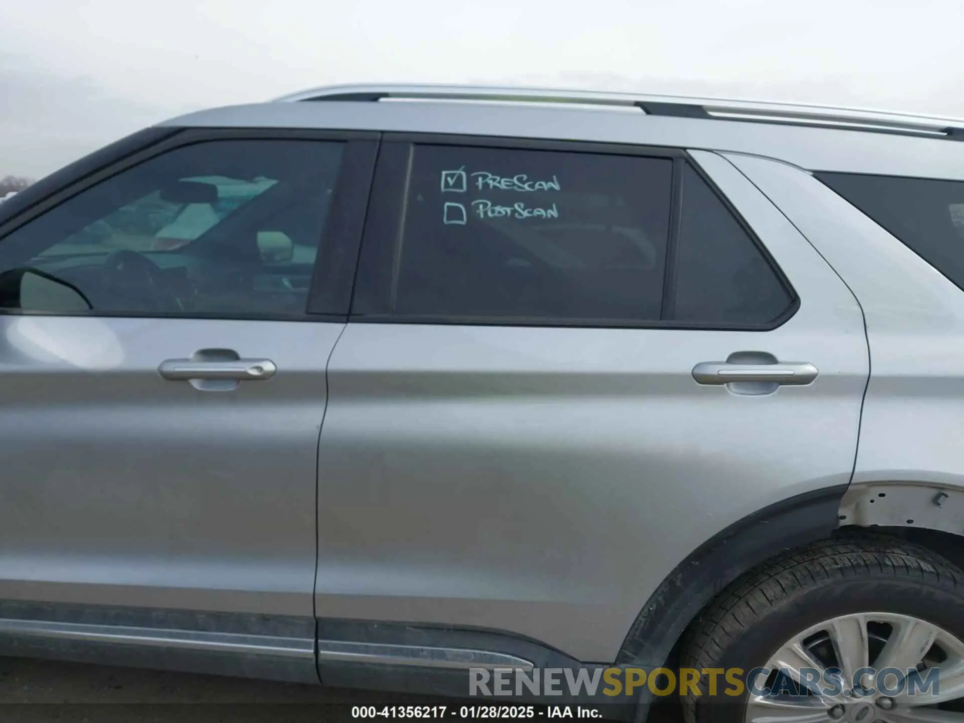 14 fotografías del automóvil dañado 1FMSK7FH4LGA26472 FORD EXPLORER 2020