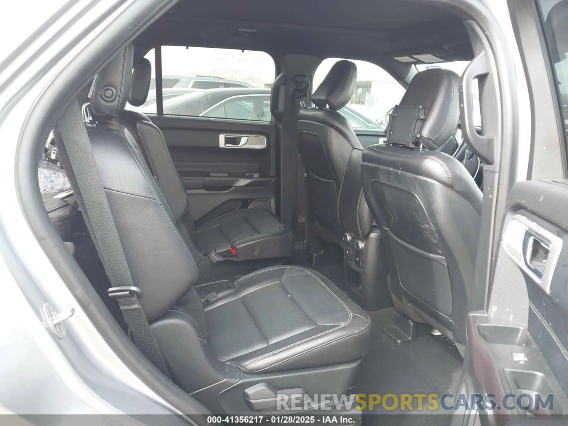 8 fotografías del automóvil dañado 1FMSK7FH4LGA26472 FORD EXPLORER 2020
