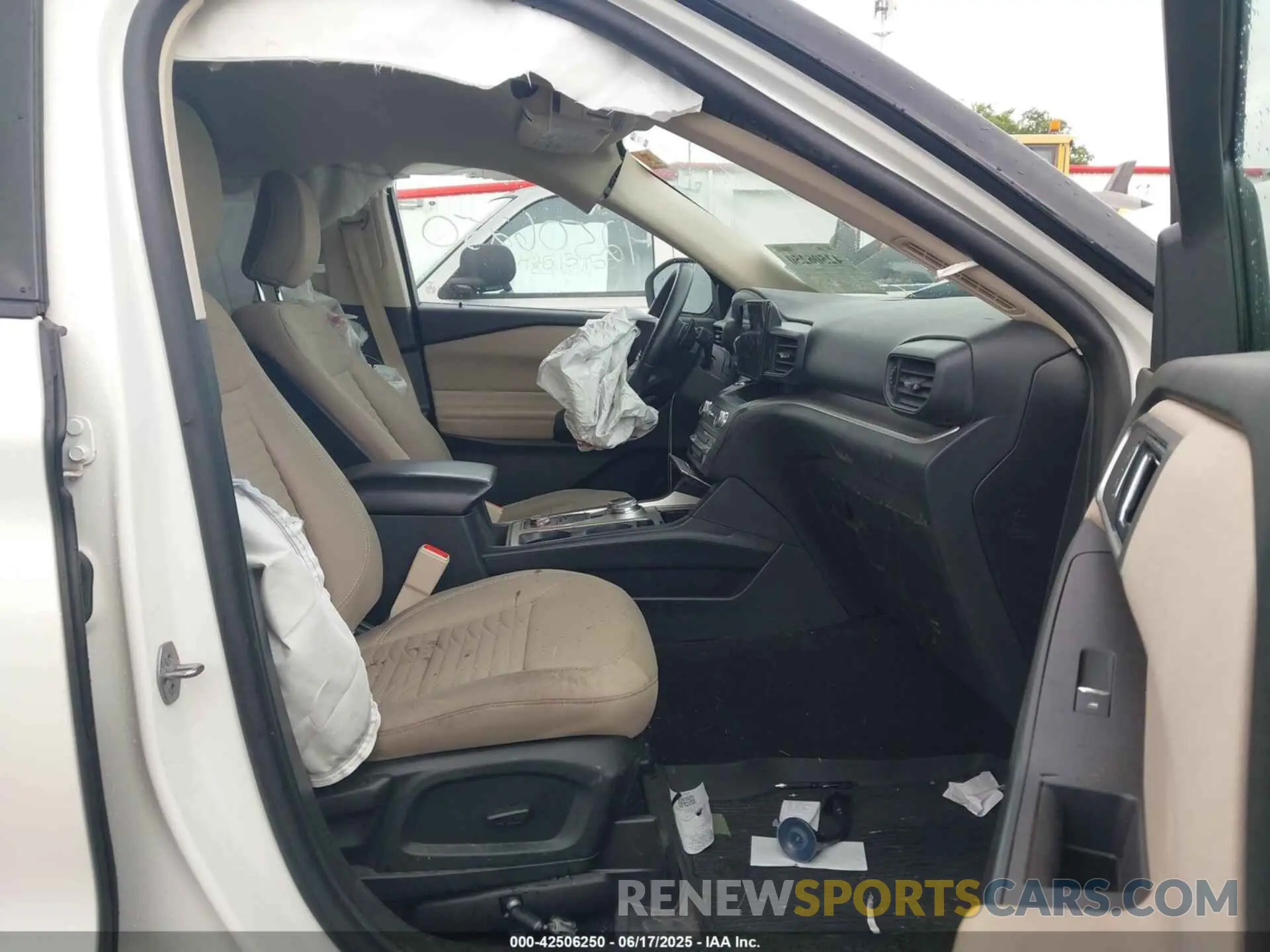 5 fotografías del automóvil dañado 1FMSK8DH3LGA13737 FORD EXPLORER 2020