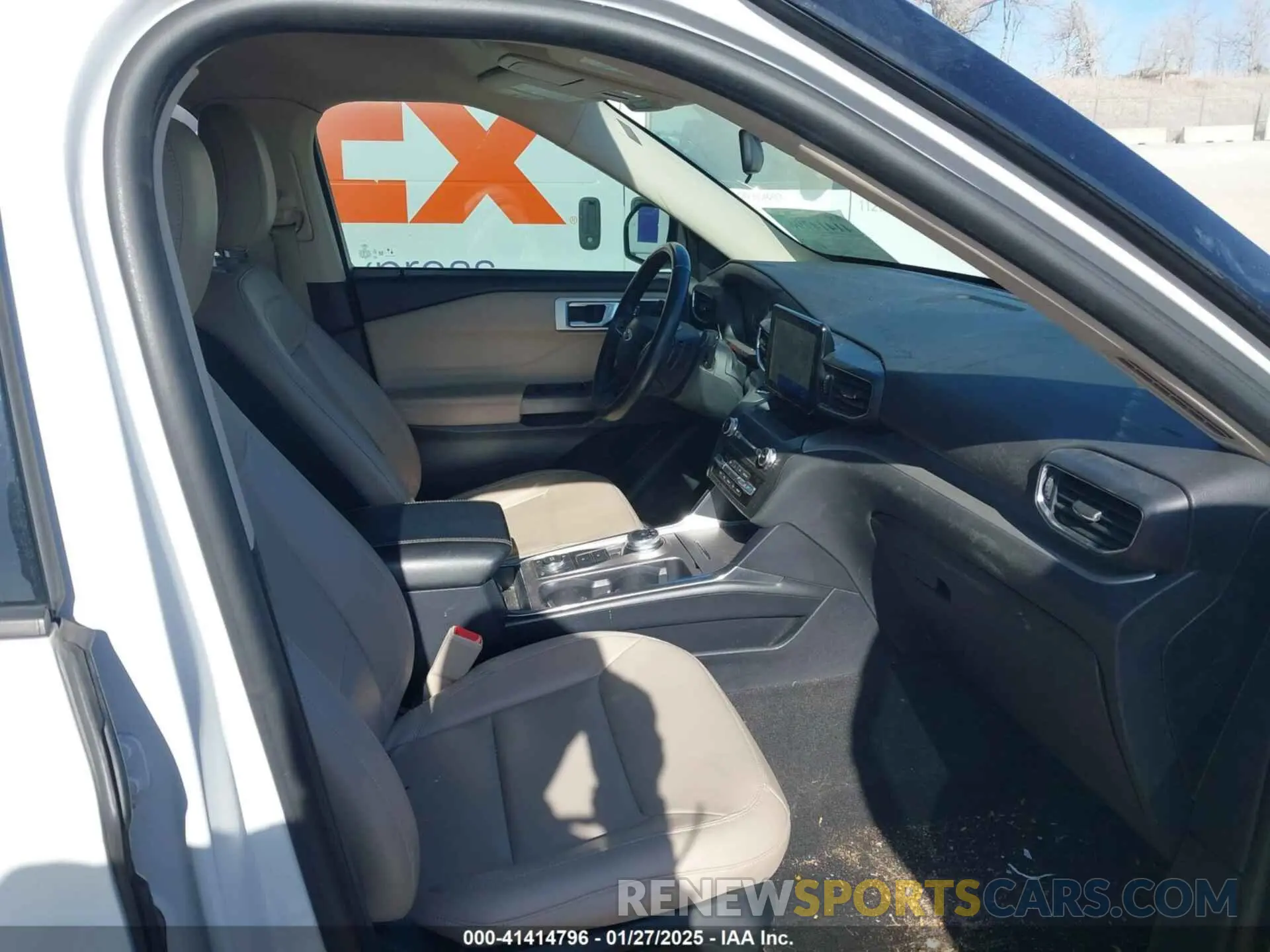 5 fotografías del automóvil dañado 1FMSK8DH3LGA15407 FORD EXPLORER 2020