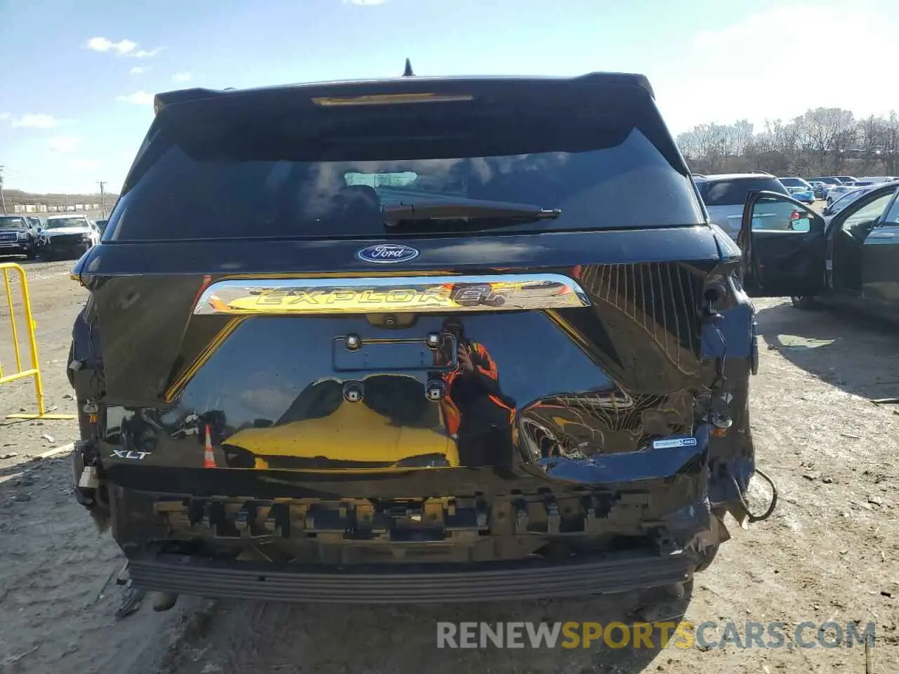 6 fotografías del automóvil dañado 1FMSK8DH4LGD13836 FORD EXPLORER 2020