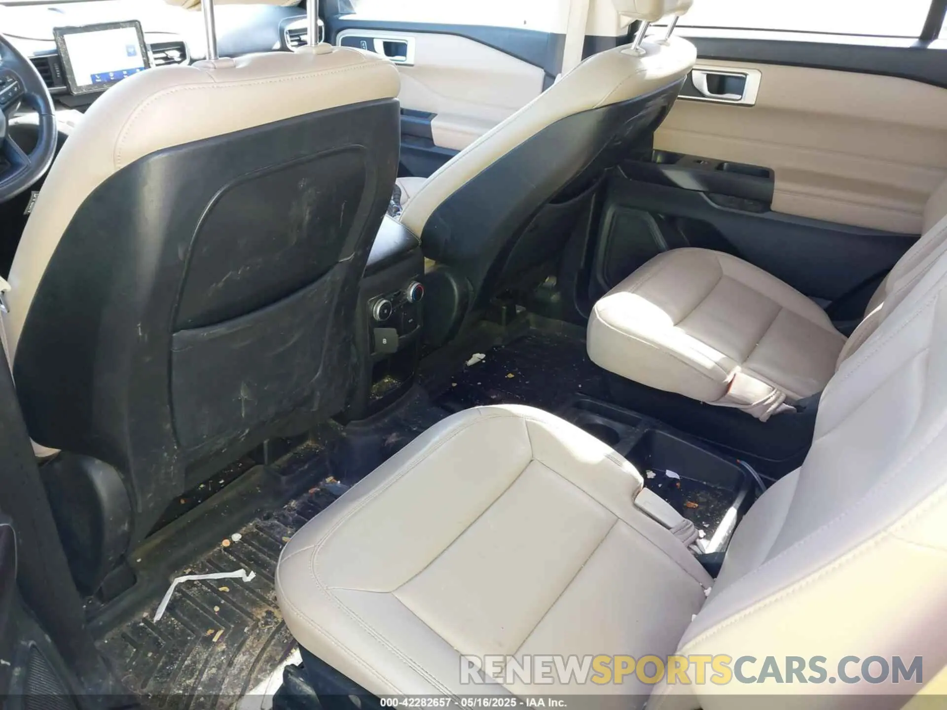 8 fotografías del automóvil dañado 1FMSK8DH9LGB05564 FORD EXPLORER 2020