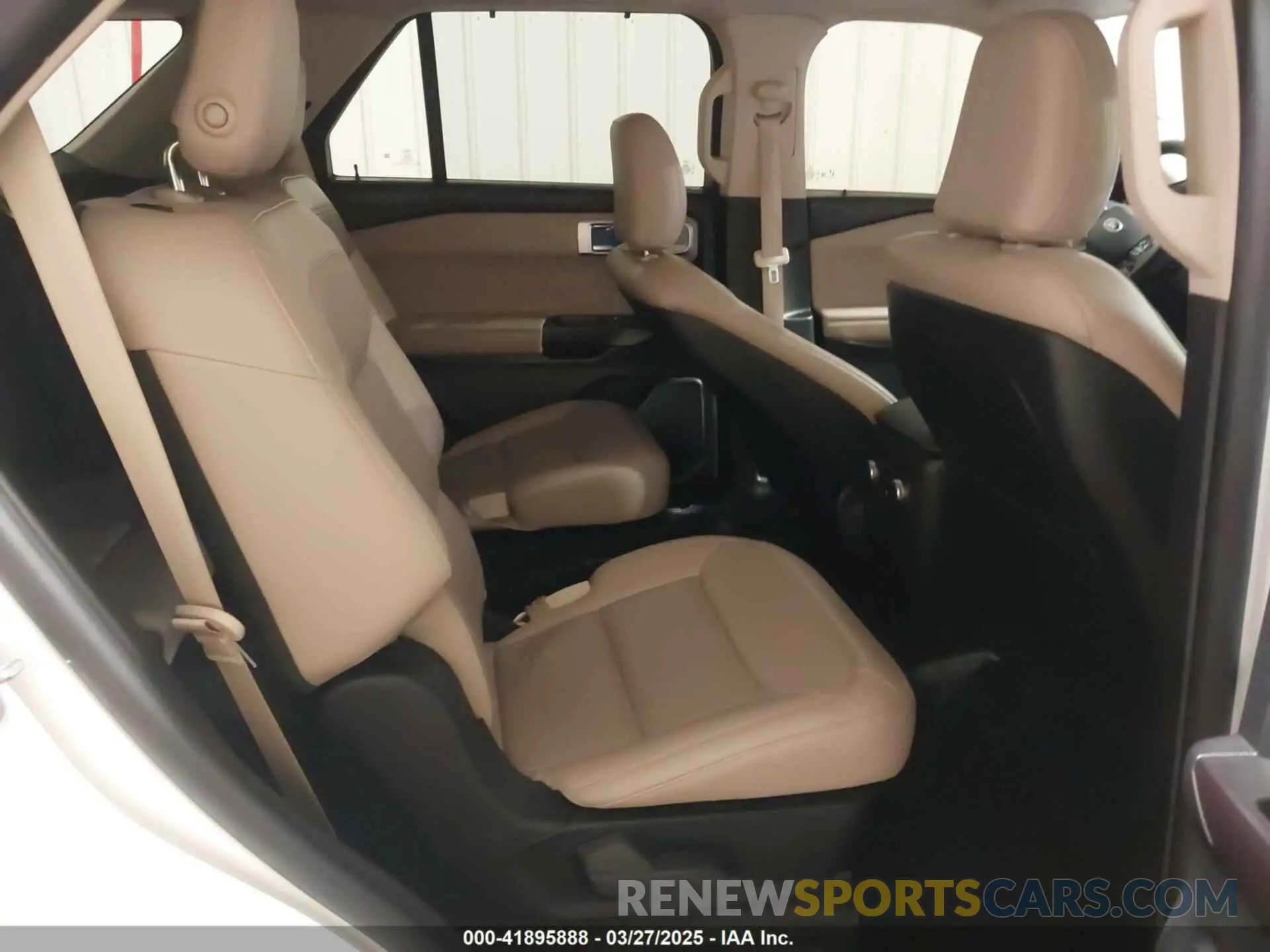 8 fotografías del automóvil dañado 1FMSK8FH5LGA29466 FORD EXPLORER 2020